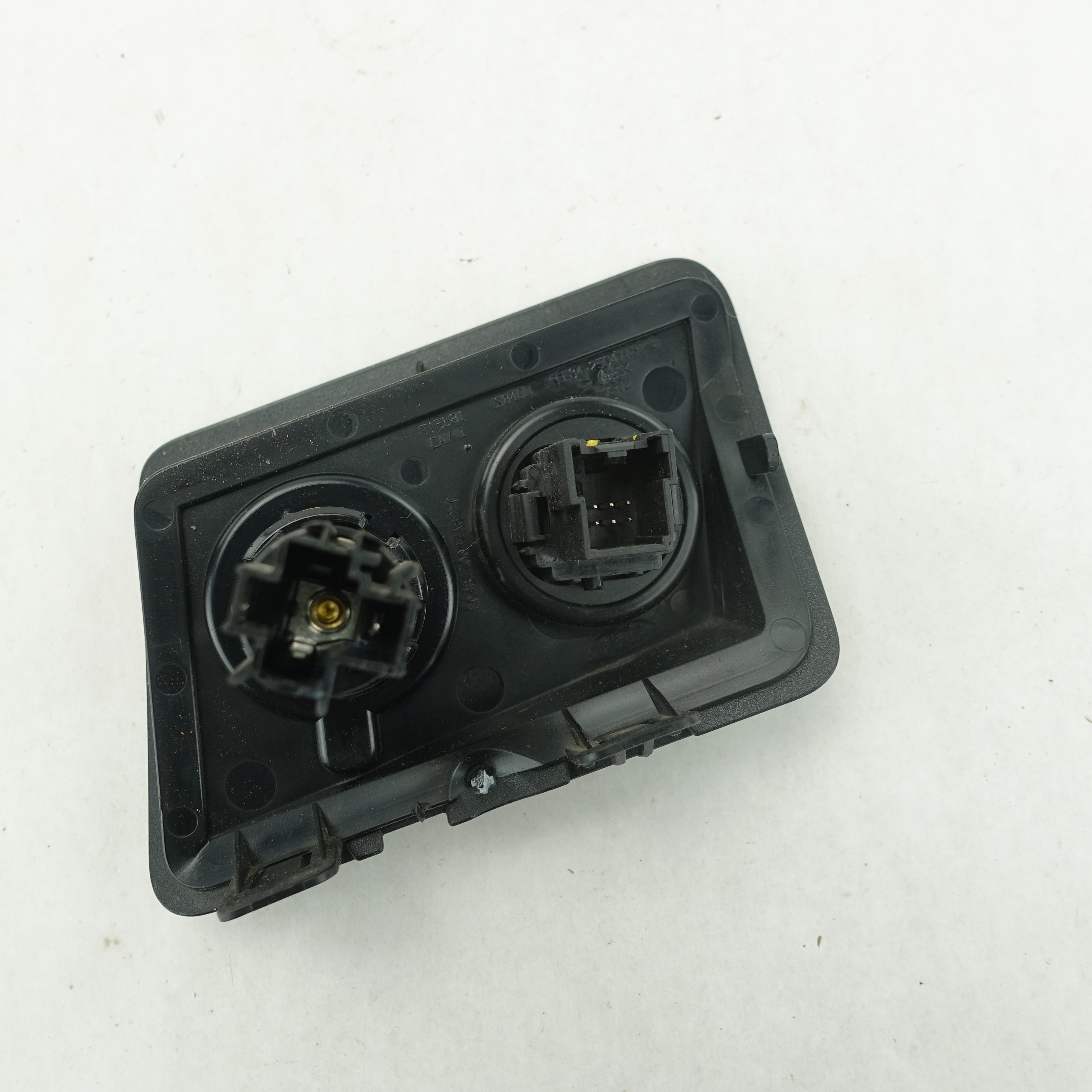 Damage 2012 2013 2014 2015 2016 Ford F250 F350 12v Power Port Cigarette Lighter
