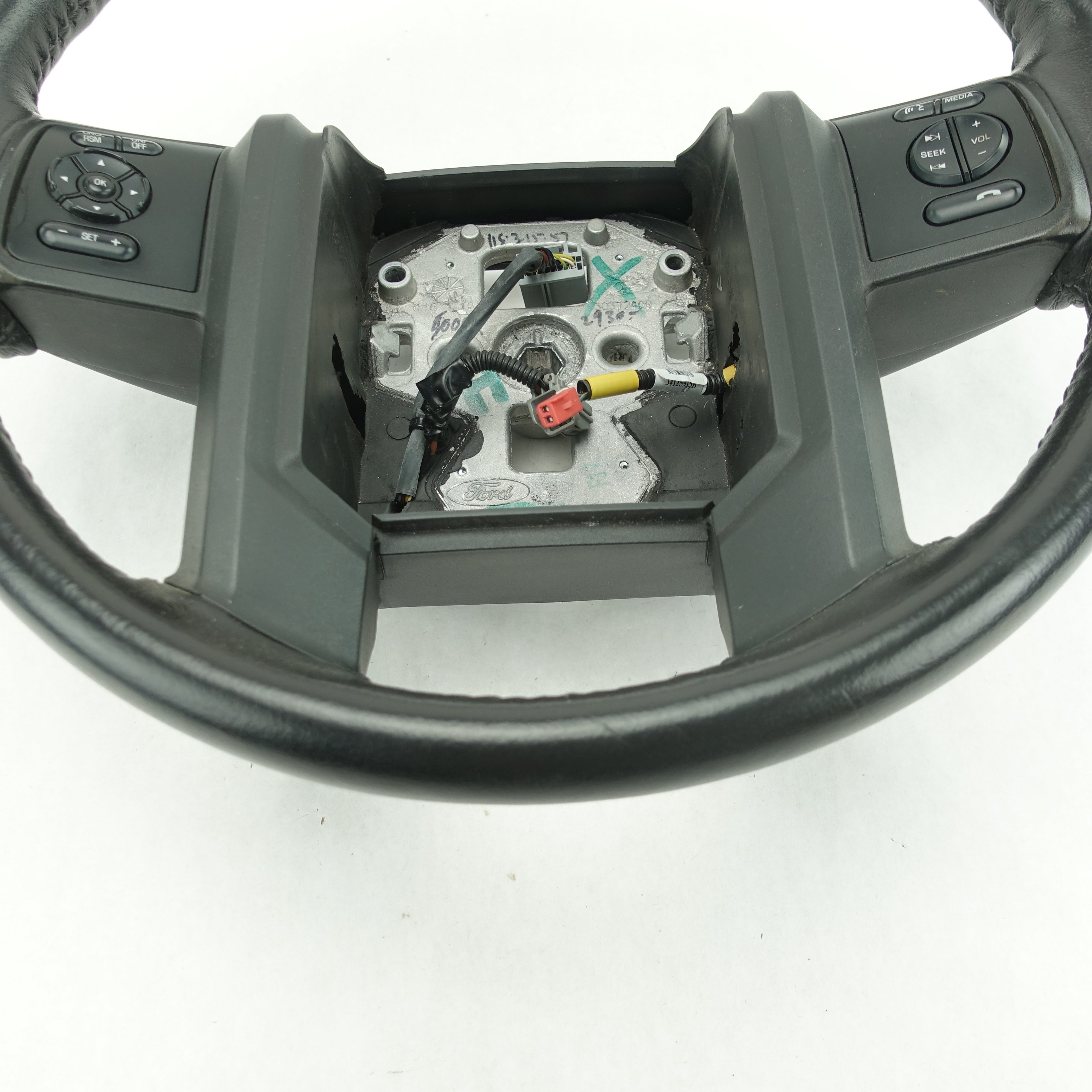 2011 2012 2013 2014 2015 2016 Ford F250 F350 Black Leather Steering Wheel