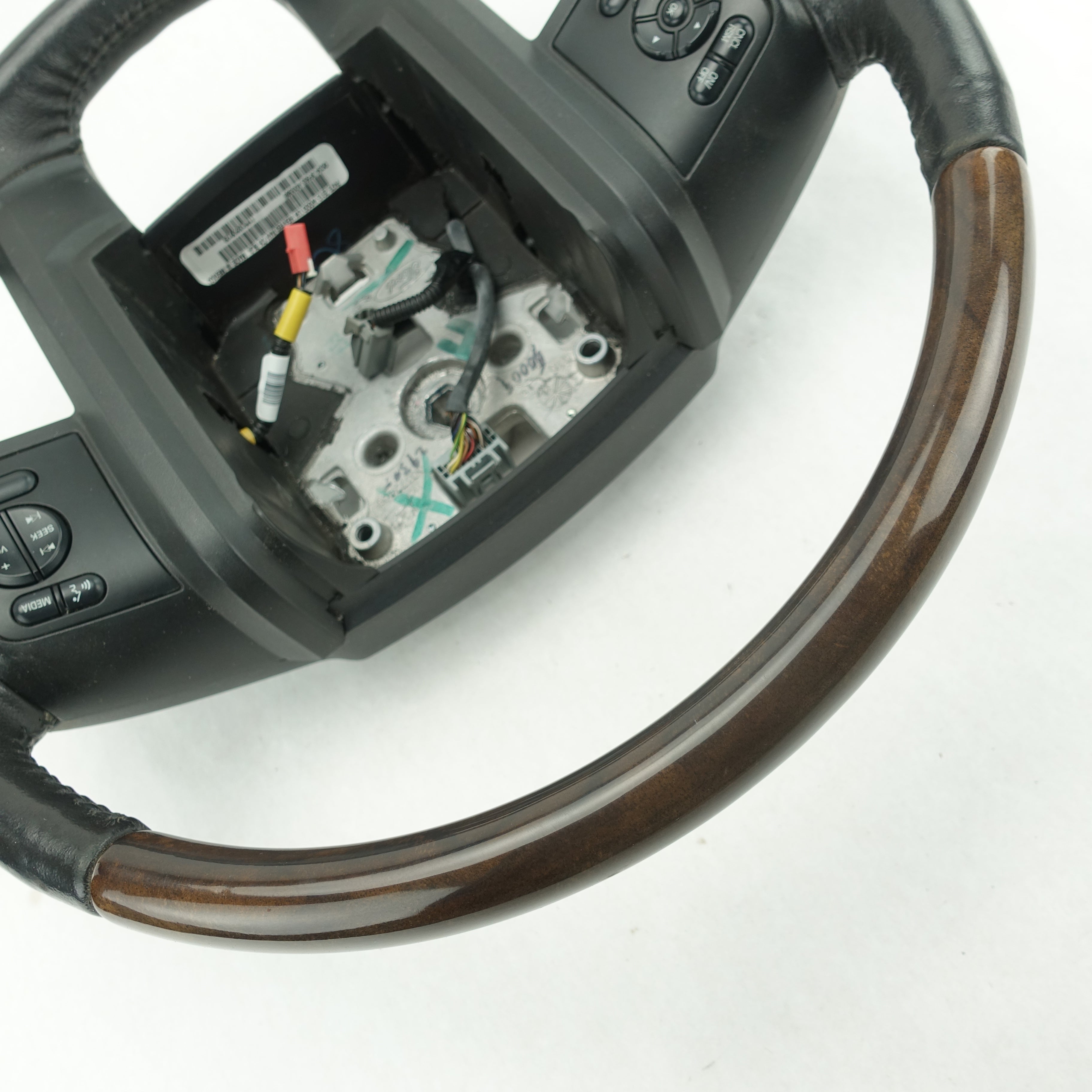 2011 2012 2013 2014 2015 2016 Ford F250 F350 Black Leather Steering Wheel