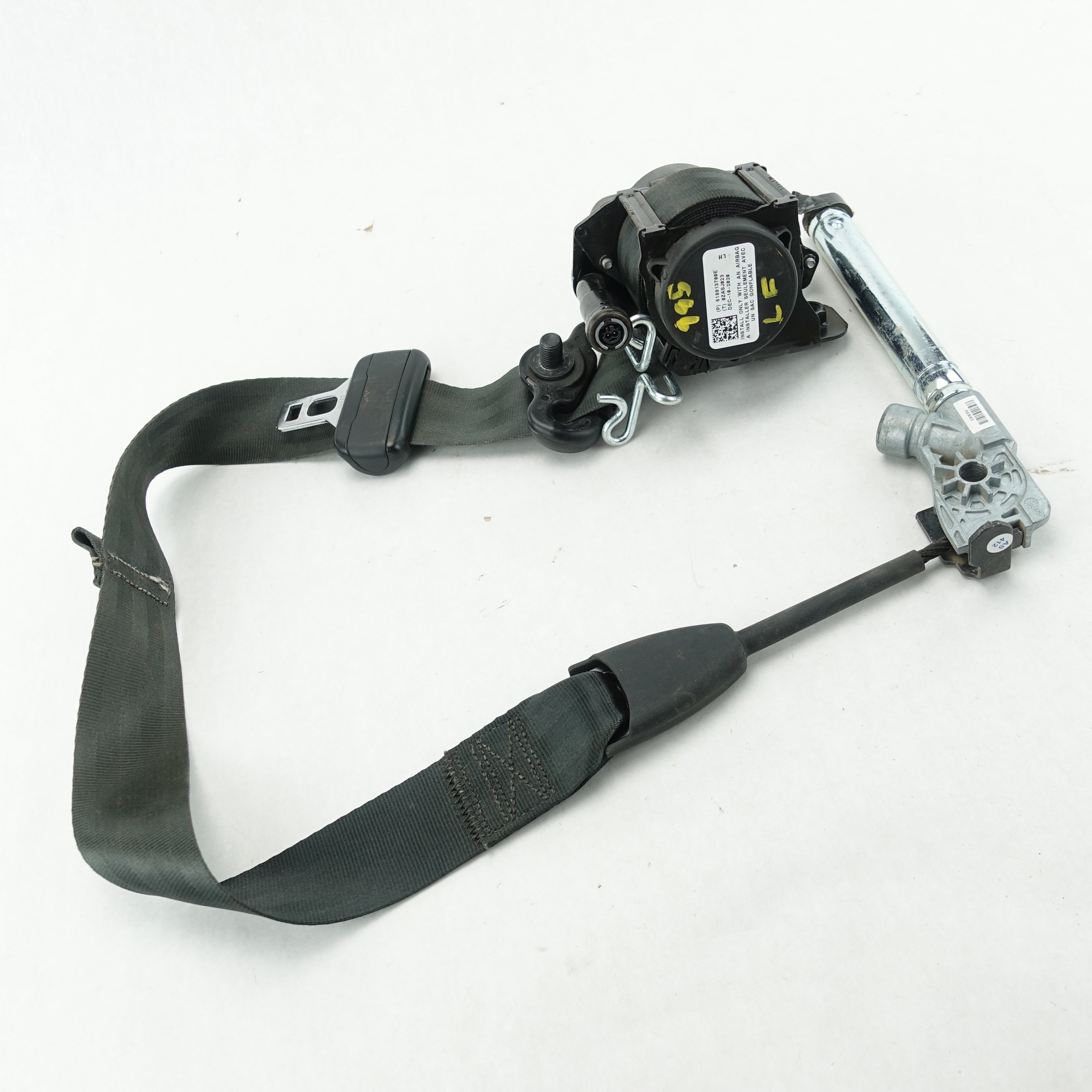 2016 2017 2018 Ford Focus Driver Left Front Seat Belt Black