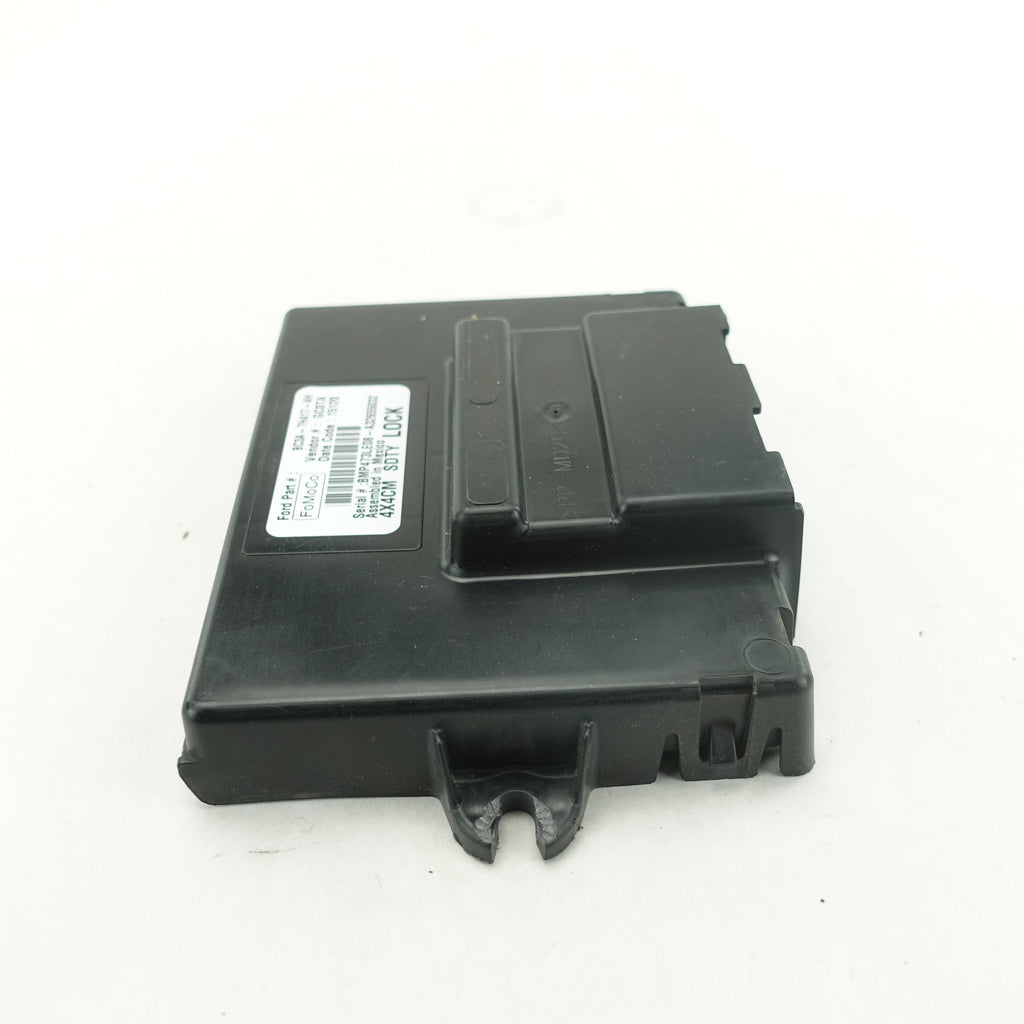 2014 2015 2016 Ford F250 F350 Transfer Case Differential Control Module Computer
