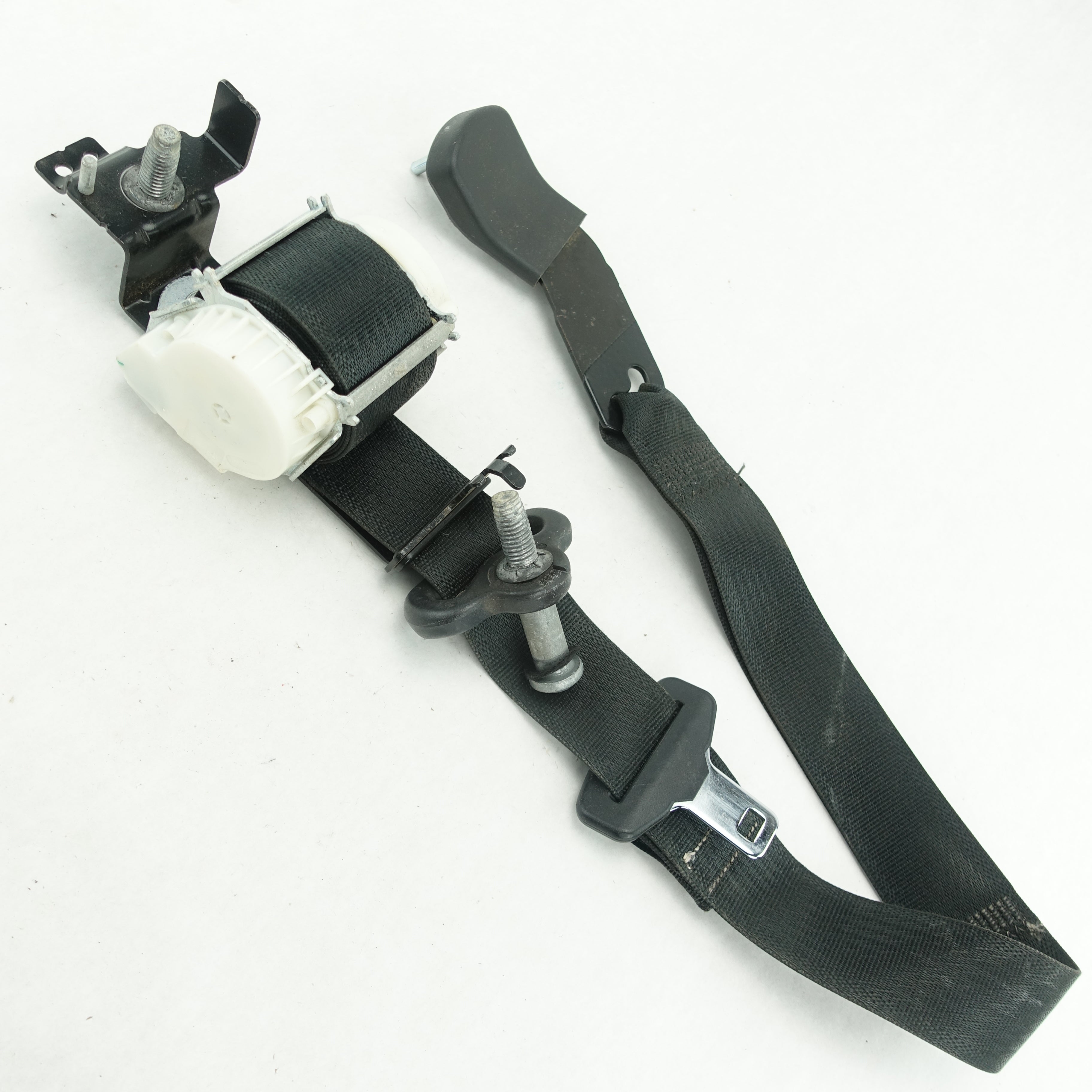 2011 2012 2013 2014 2015 16 Ford F250 F350 Passenger Right Rear Seat Belt Black