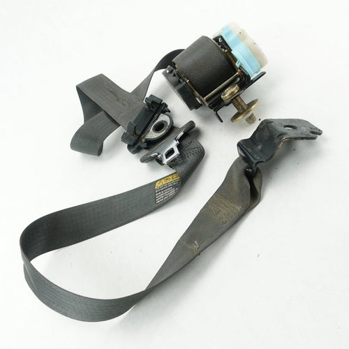 2003 2004 2005 2006 Silverado Sierra Crew Cab Left Rear Seat Belt Black