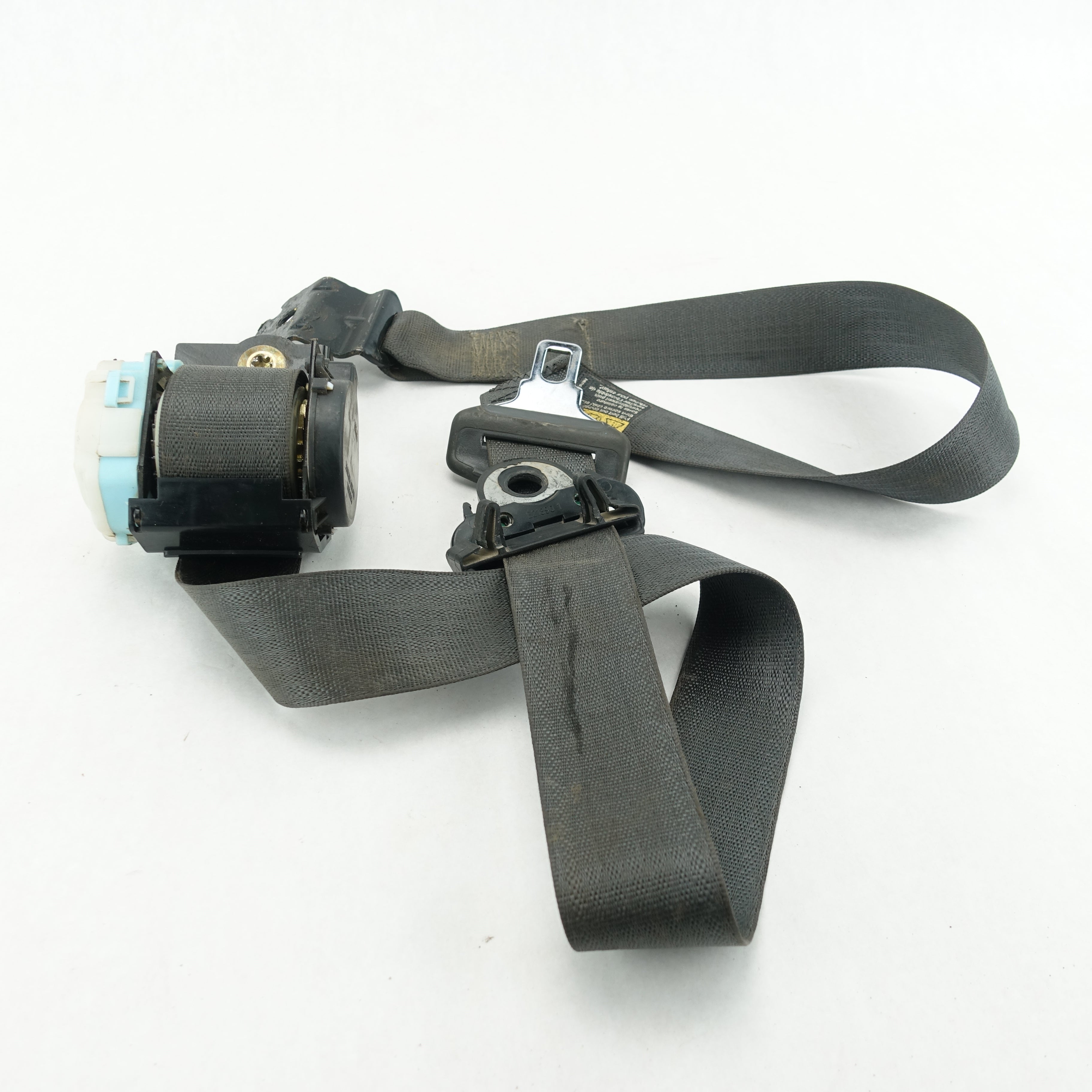 2003 2004 2005 2006 Silverado Sierra Crew Cab Left Rear Seat Belt Black
