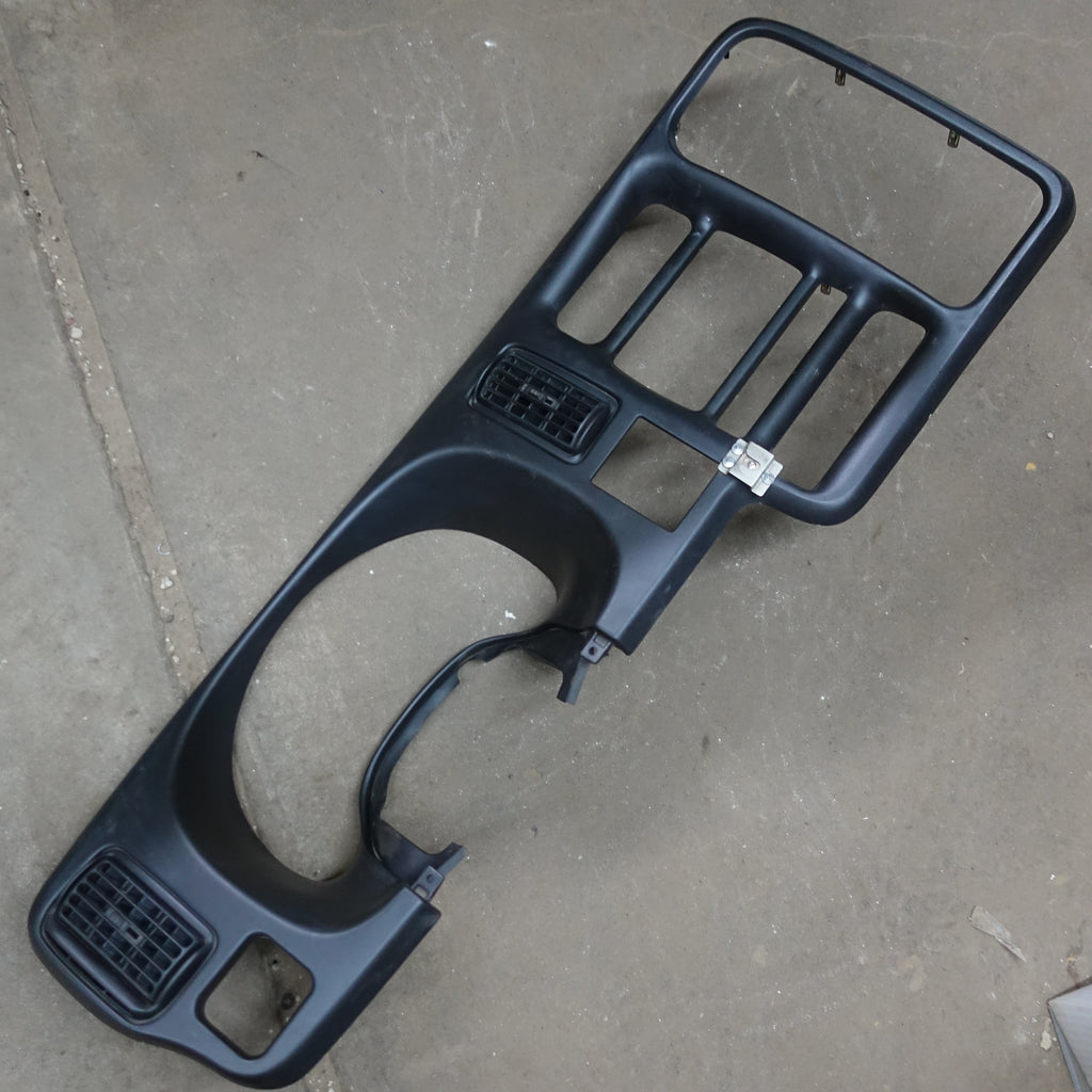 2003 2004 2005 GMC Chevy C4500 C5500 Topkick Kodiak Radio Speedometer Bezel Trim