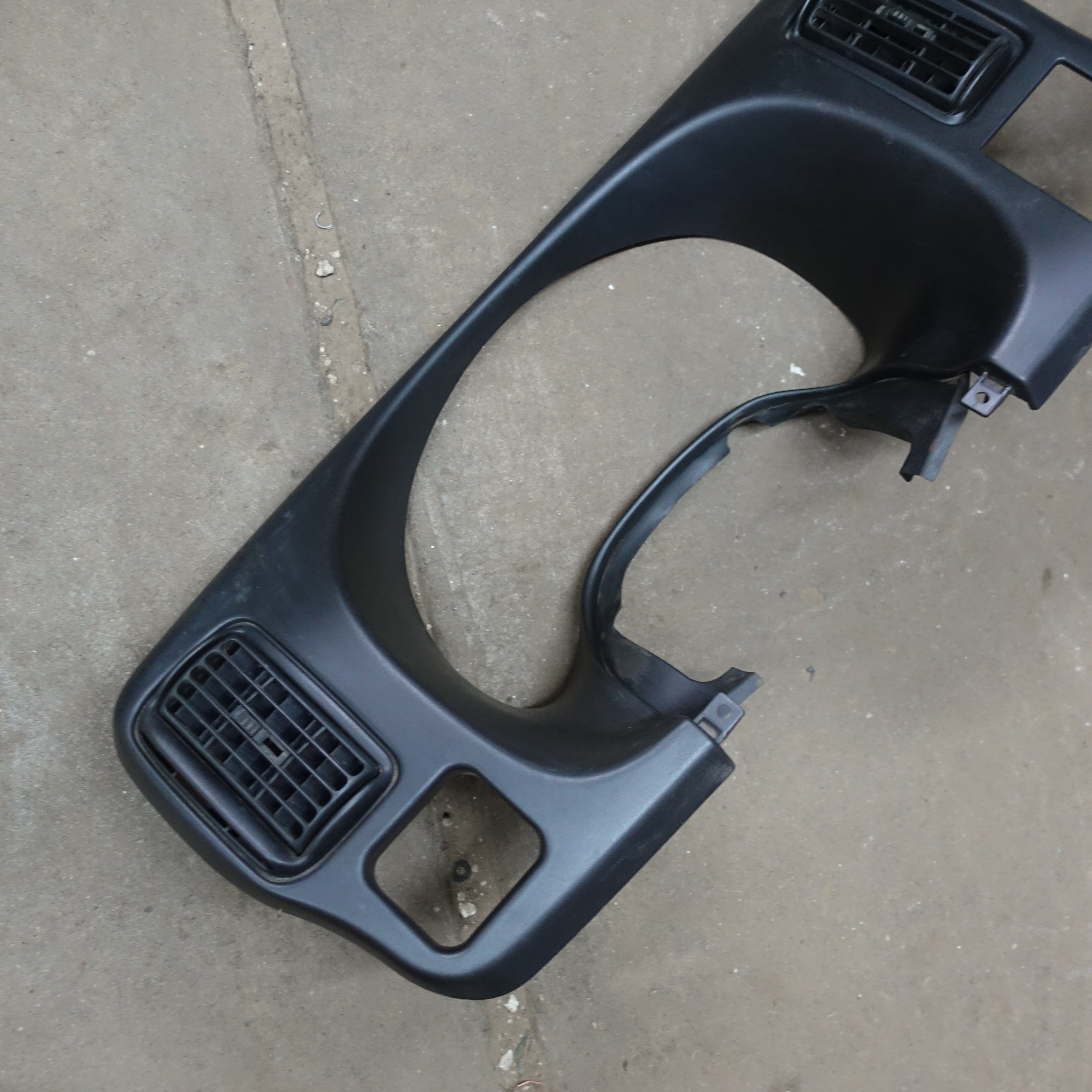 2003 2004 2005 GMC Chevy C4500 C5500 Topkick Kodiak Radio Speedometer Bezel Trim