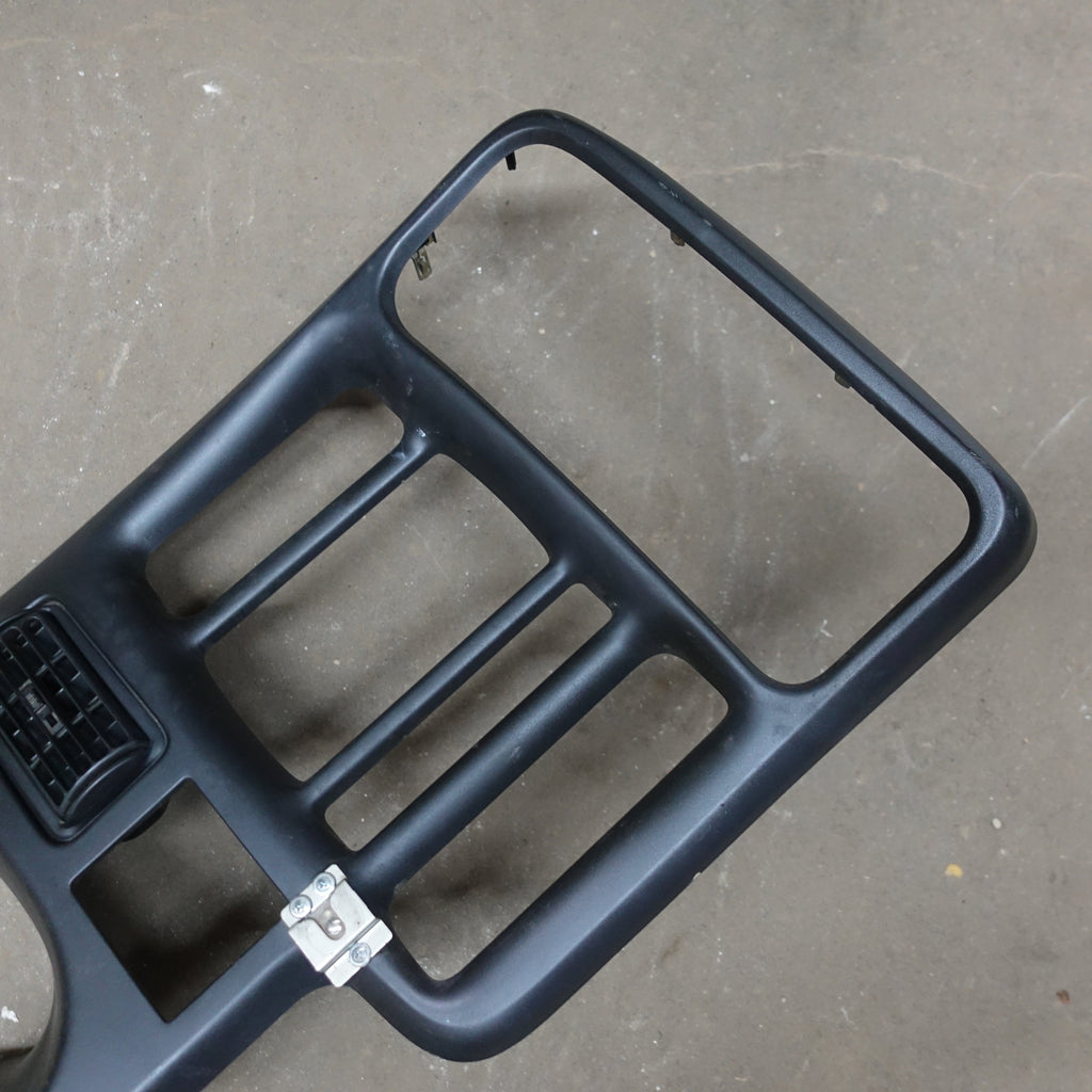 2003 2004 2005 GMC Chevy C4500 C5500 Topkick Kodiak Radio Speedometer Bezel Trim