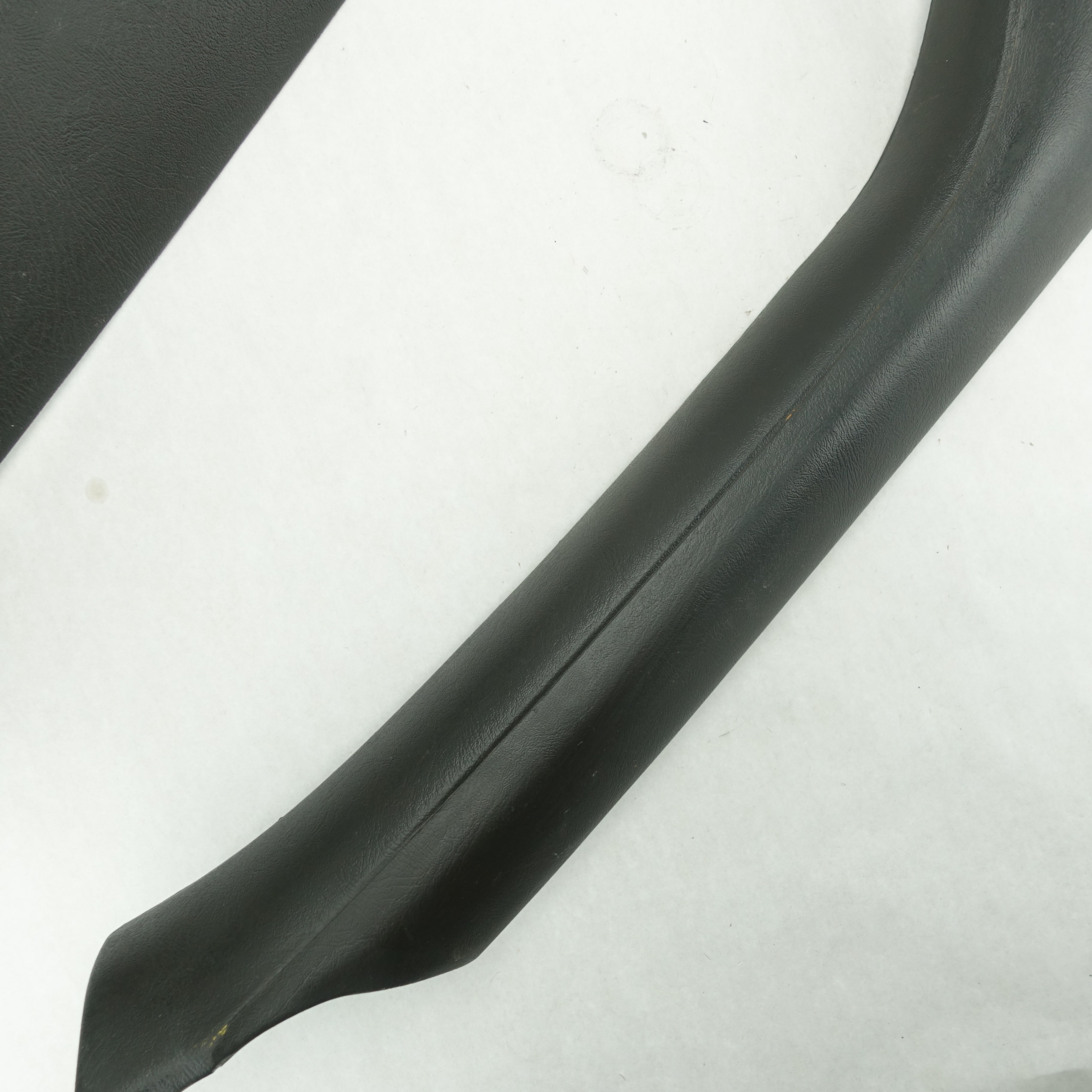 2003 2004 2005 2006 GMC Chevy C4500 C5500 Topkick Kodiak A Pillar Trim Set Black