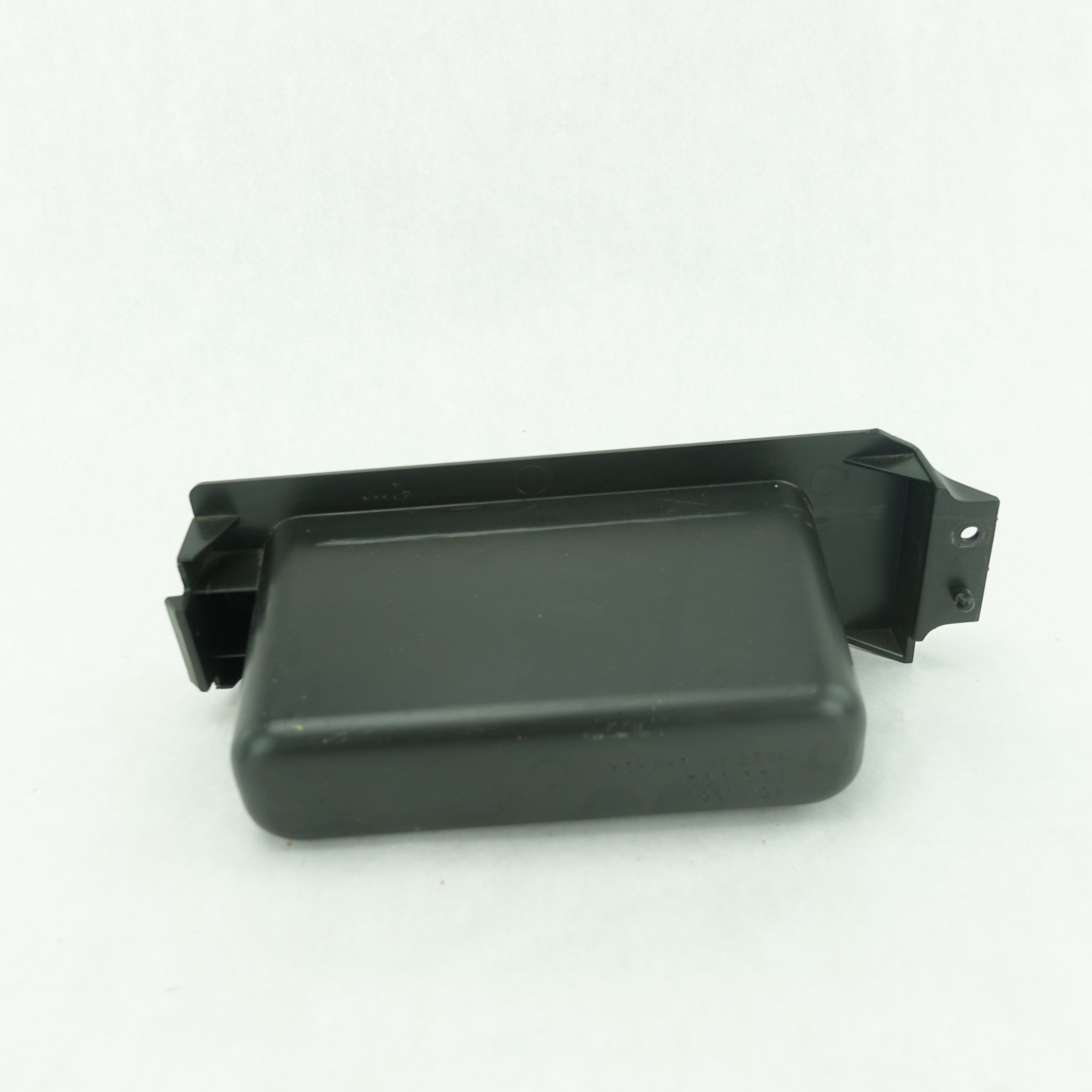 2003 2004 2005 2006 GMC Chevy C4500 C5500 Topkick Kodiak Center Dash Bin Cubby