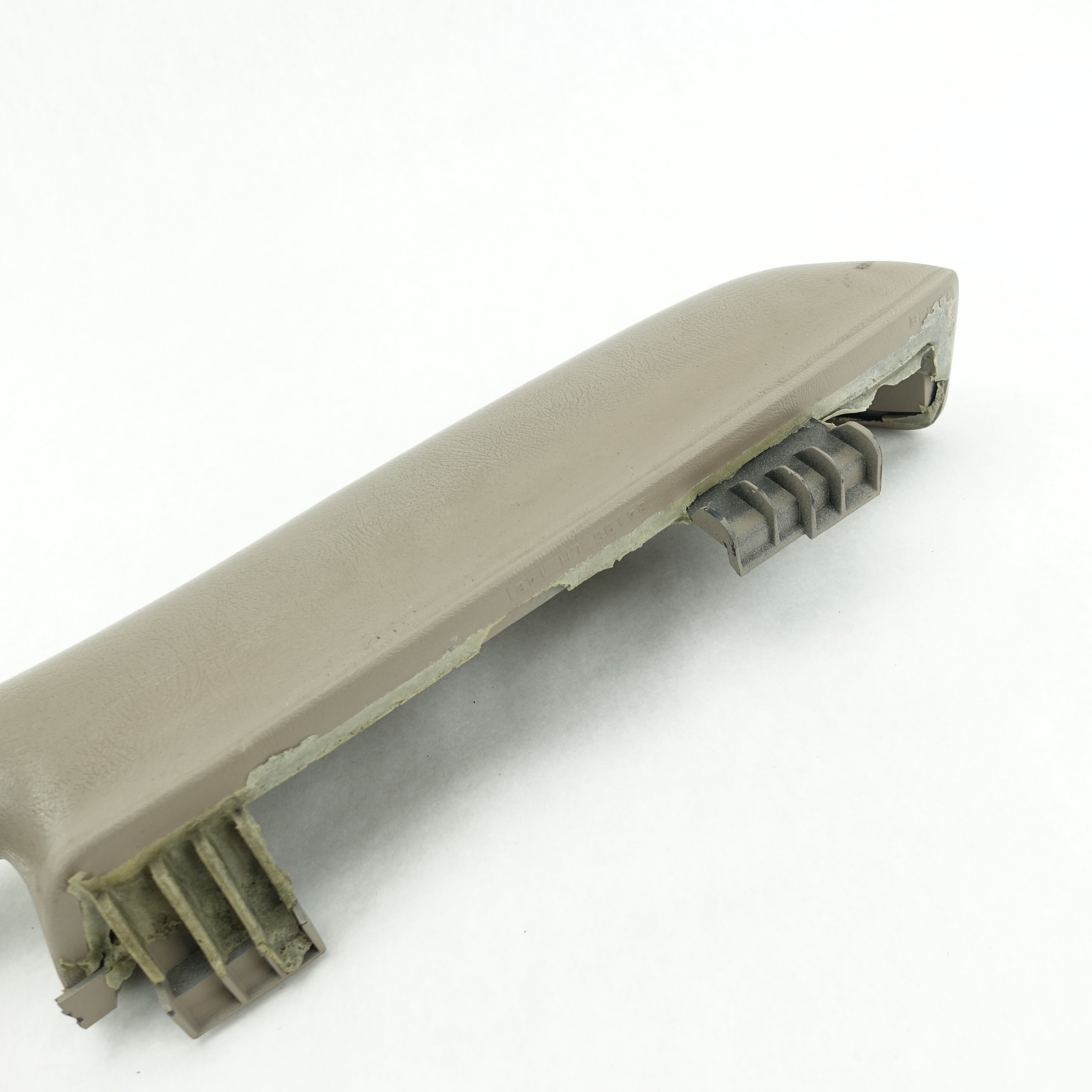 2003 2004 2005 Silverado Sierra Driver Left Front Door Handle Armrest Arm Rest