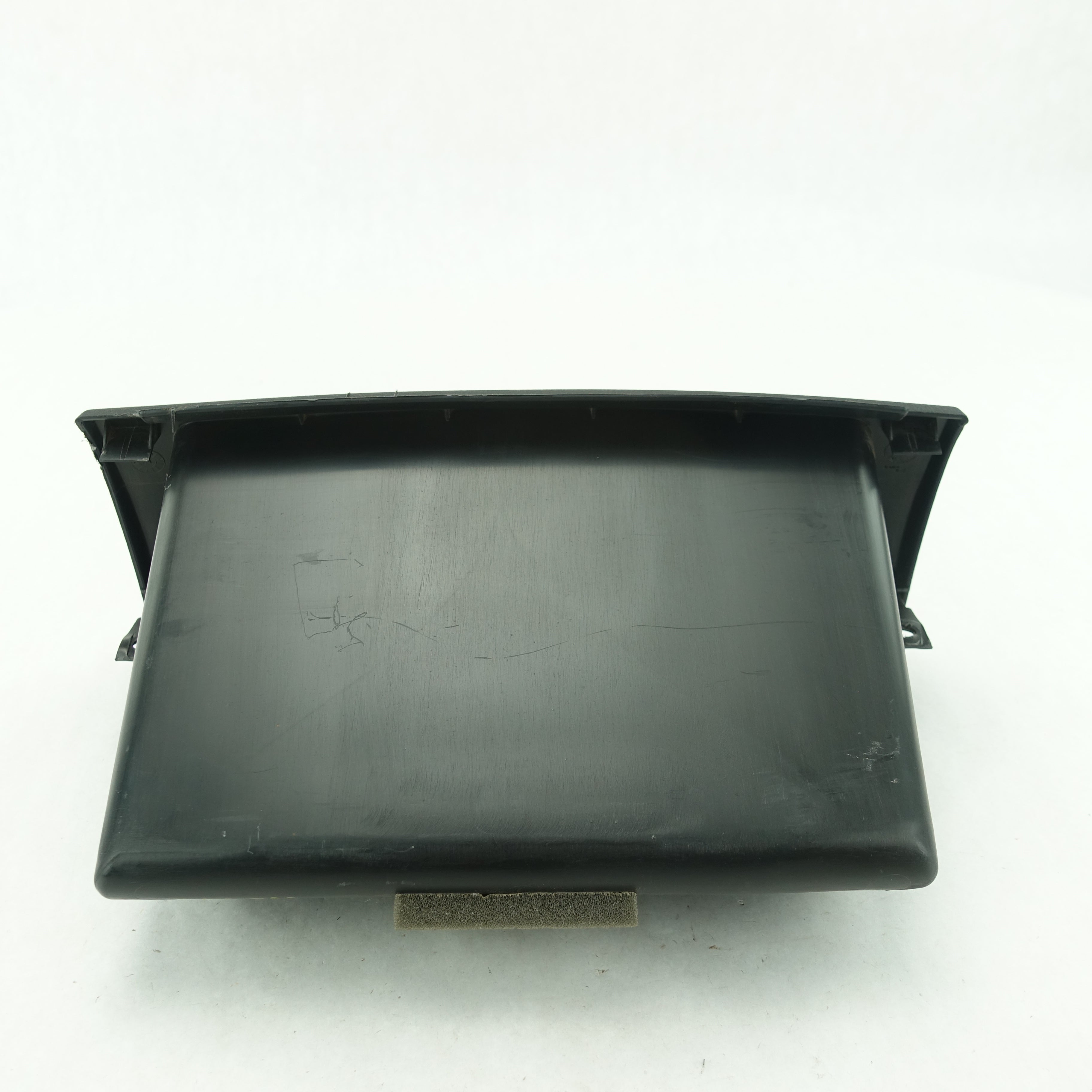 2003 2004 2005 06 GMC Chevy C4500 C5500 Topkick Kodiak Right Dash Glove Box Bin
