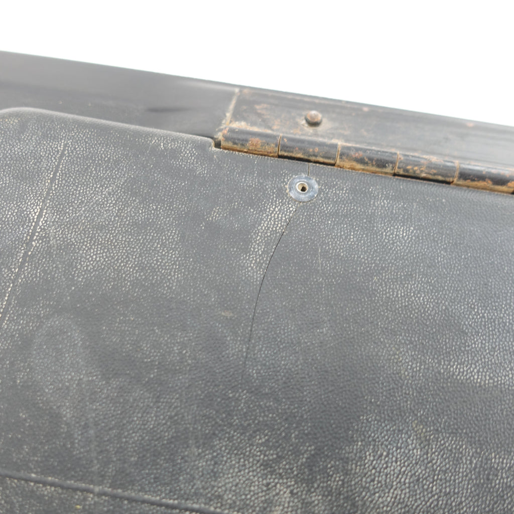 2003 2004 GMC Chevy C4500 C5500 Topkick Kodiak Front Left Sill Scuff Plate Door