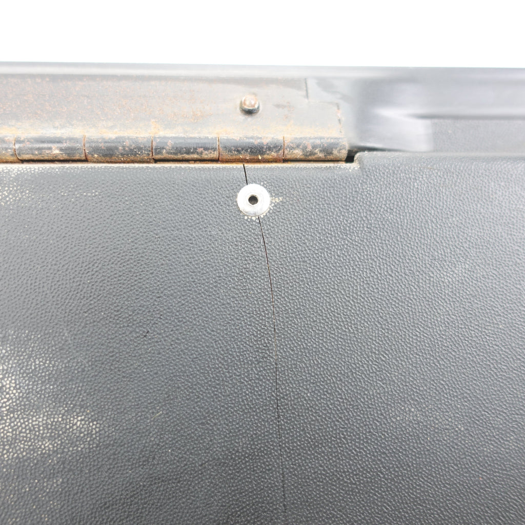 2003 2004 GMC Chevy C4500 C5500 Topkick Kodiak Front Left Sill Scuff Plate Door