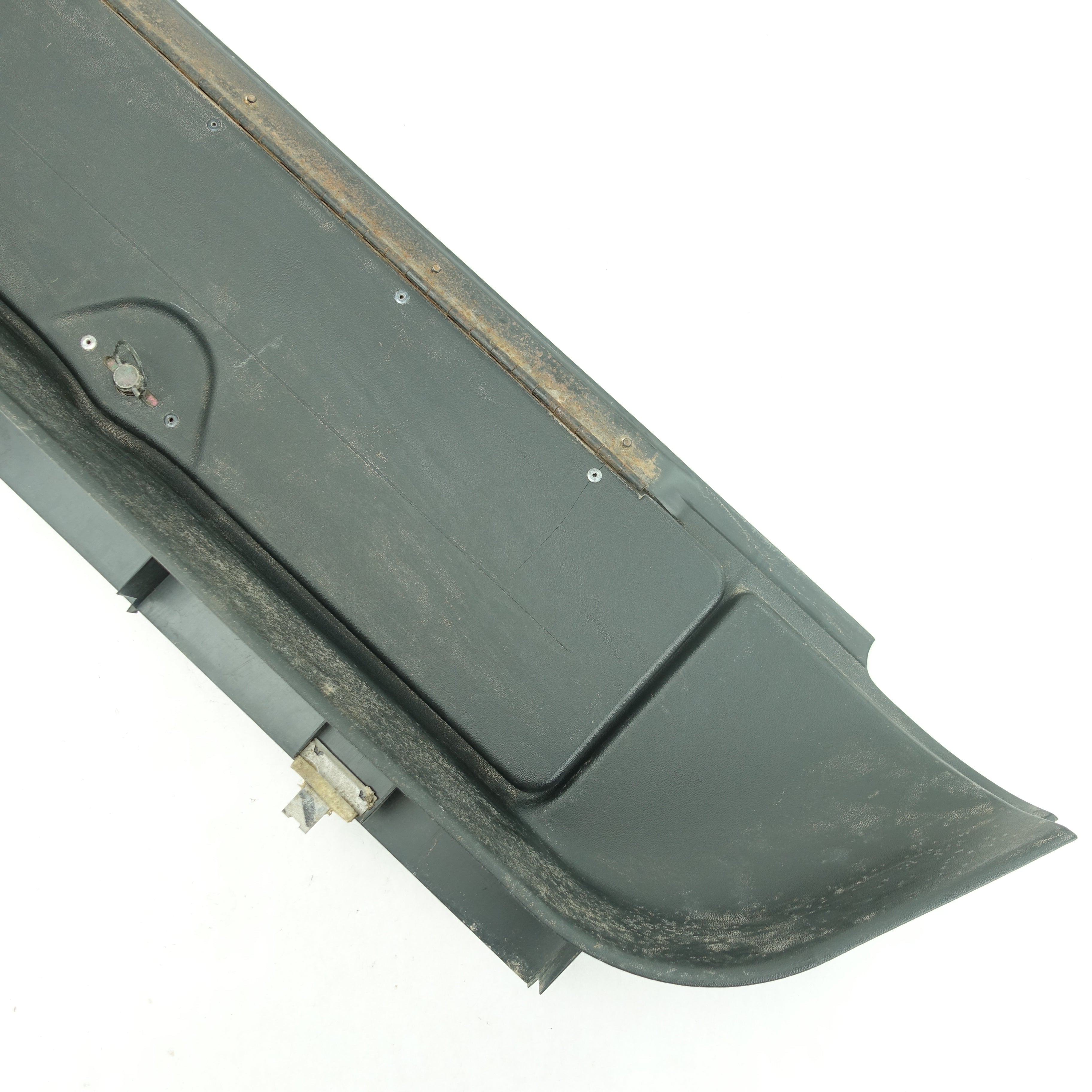 2003 2004 GMC Chevy C4500 C5500 Topkick Kodiak Front Right Sill Scuff Plate Door