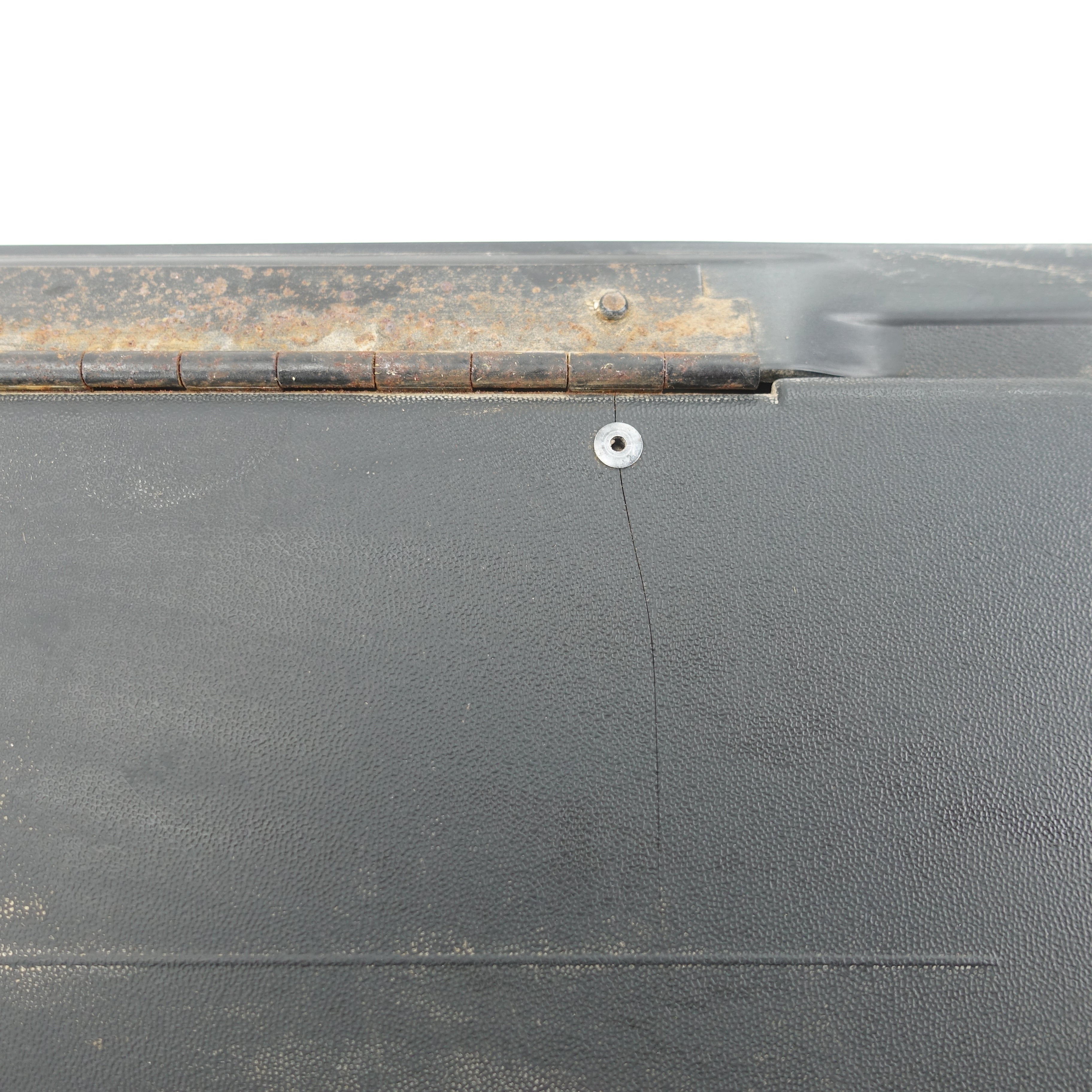 2003 2004 GMC Chevy C4500 C5500 Topkick Kodiak Front Right Sill Scuff Plate Door