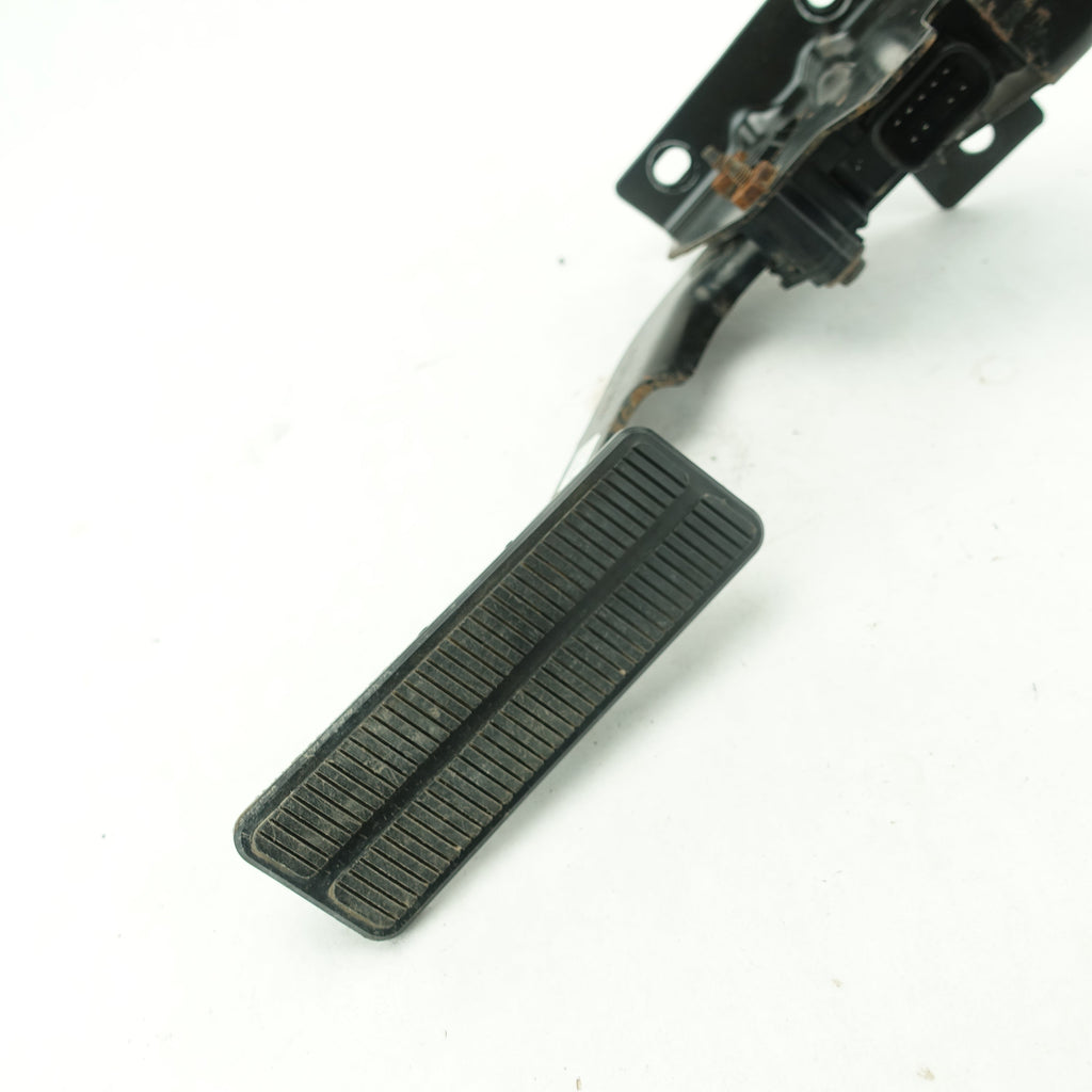 2003 2004 05 GMC Chevy C4500 C5500 Topkick Kodiak Gas Throttle Accelerator Pedal