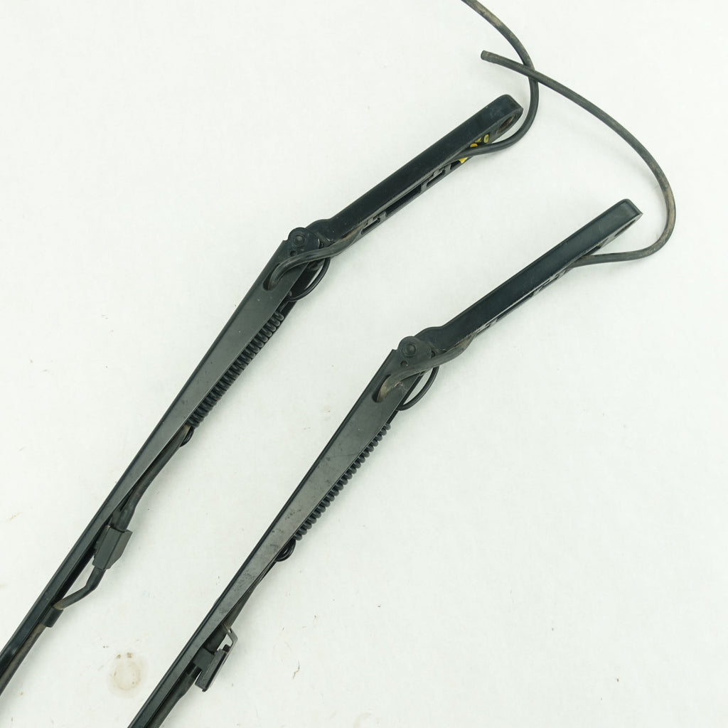 2003 2004 2005 GMC Chevy C4500 C5500 Topkick Kodiak Windshield Wiper Arm Arms