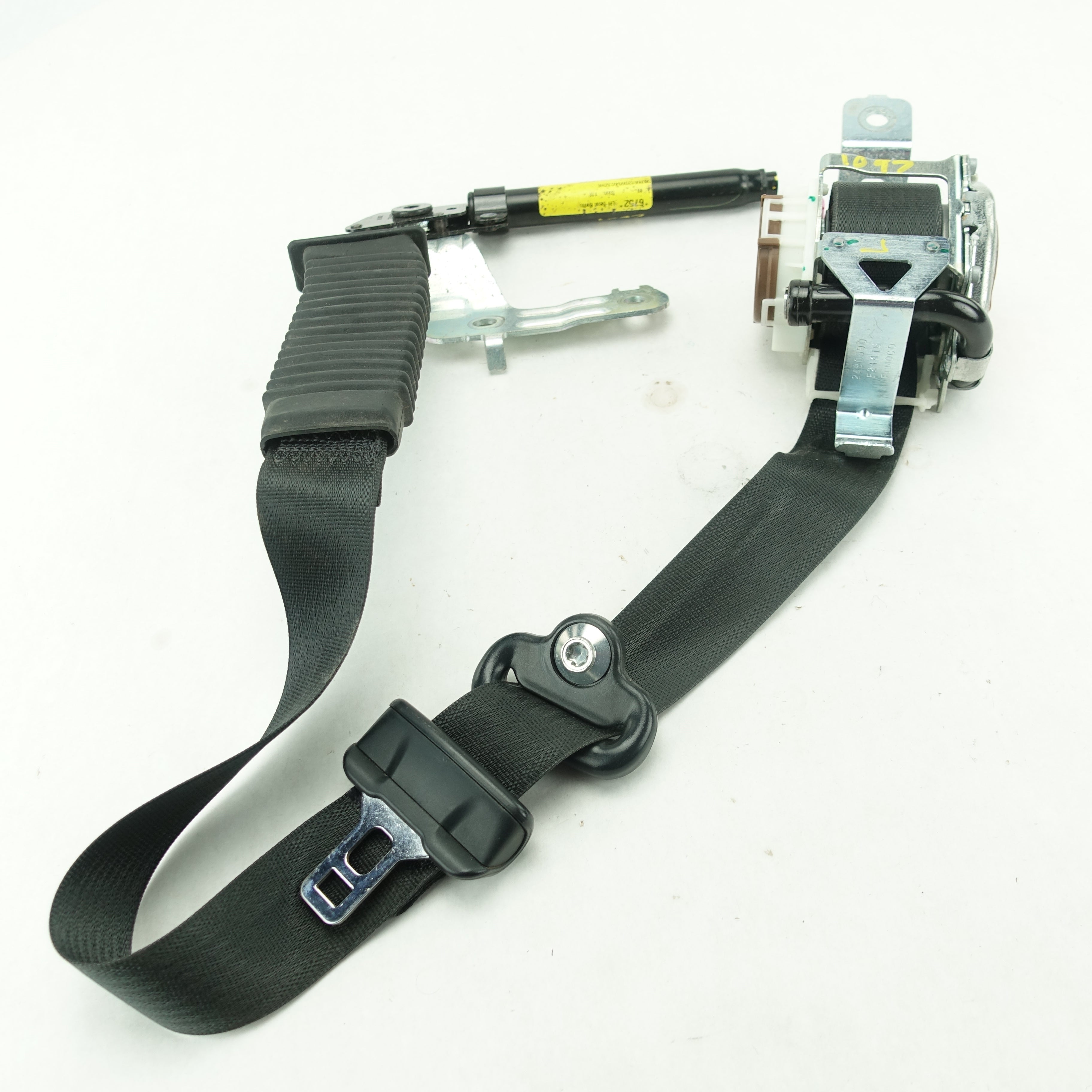 2017 Ford F250 F350 Crew Cab Driver Left Front Seat Belt (Made Before 10/01/17)