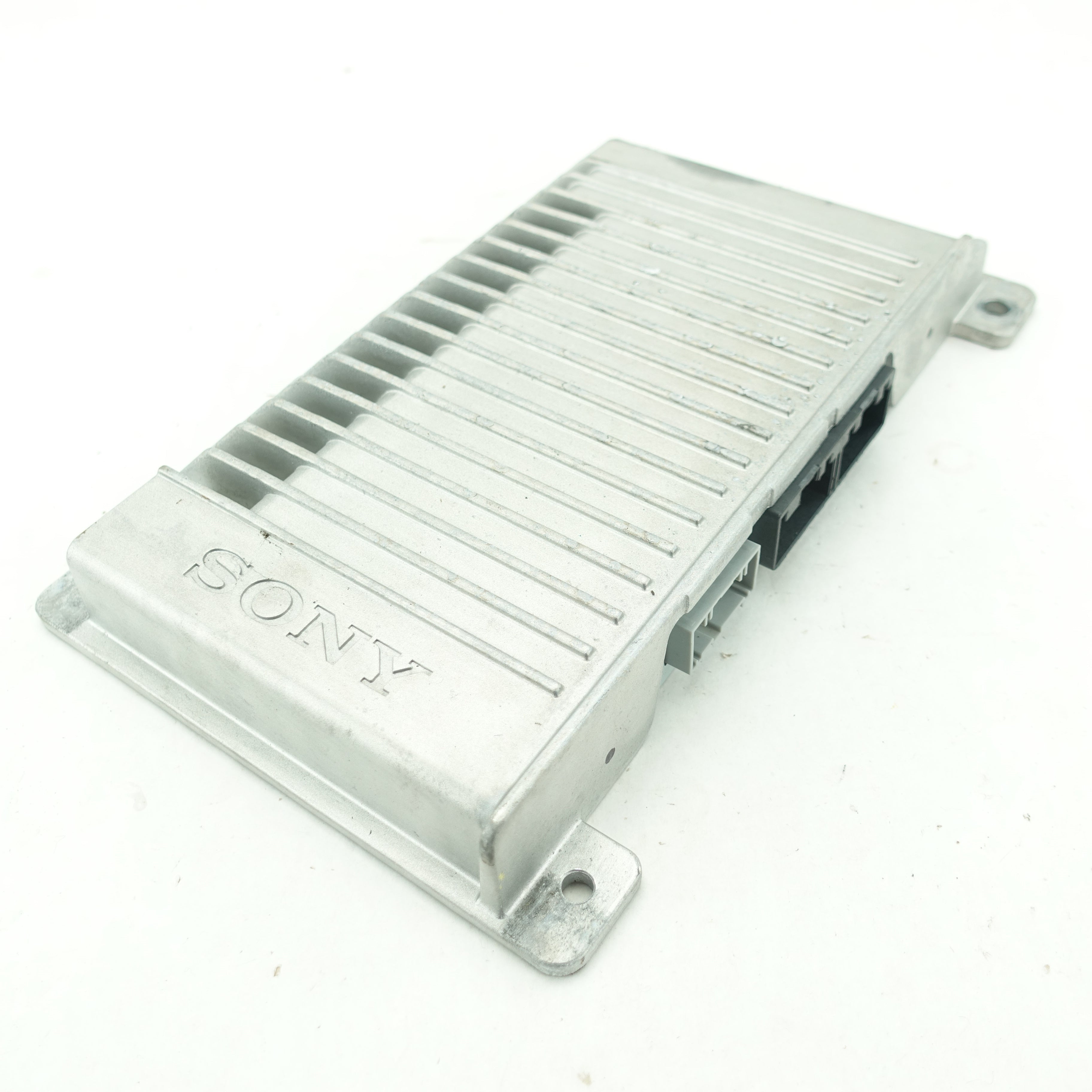2015 2016 2017 2018 Ford F250 F350 Sony Amp Amplifier
