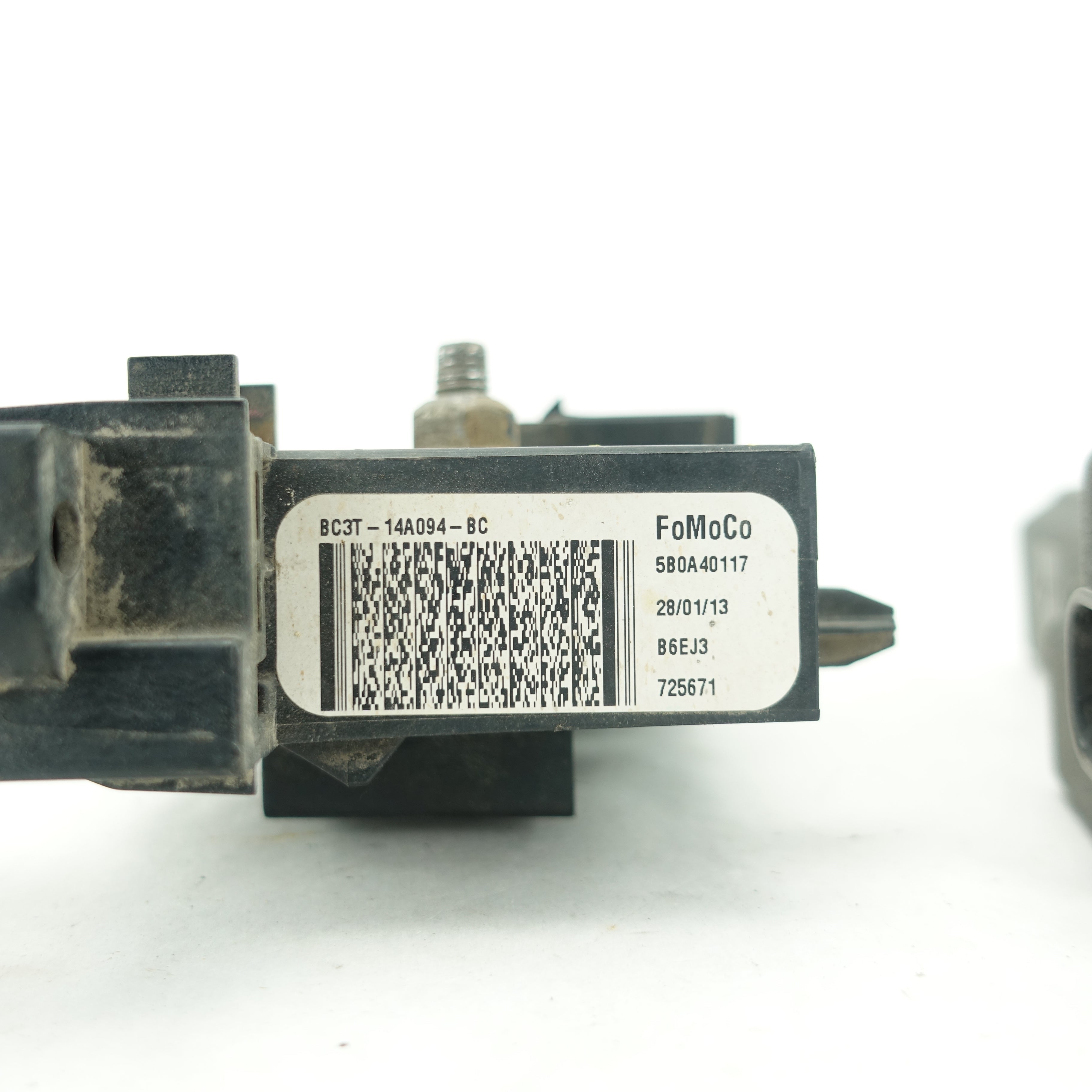 2011 2012 2013 2014 2015 2016 FORD F250 F350 6.7L Battery Circuit Breaker Fuse