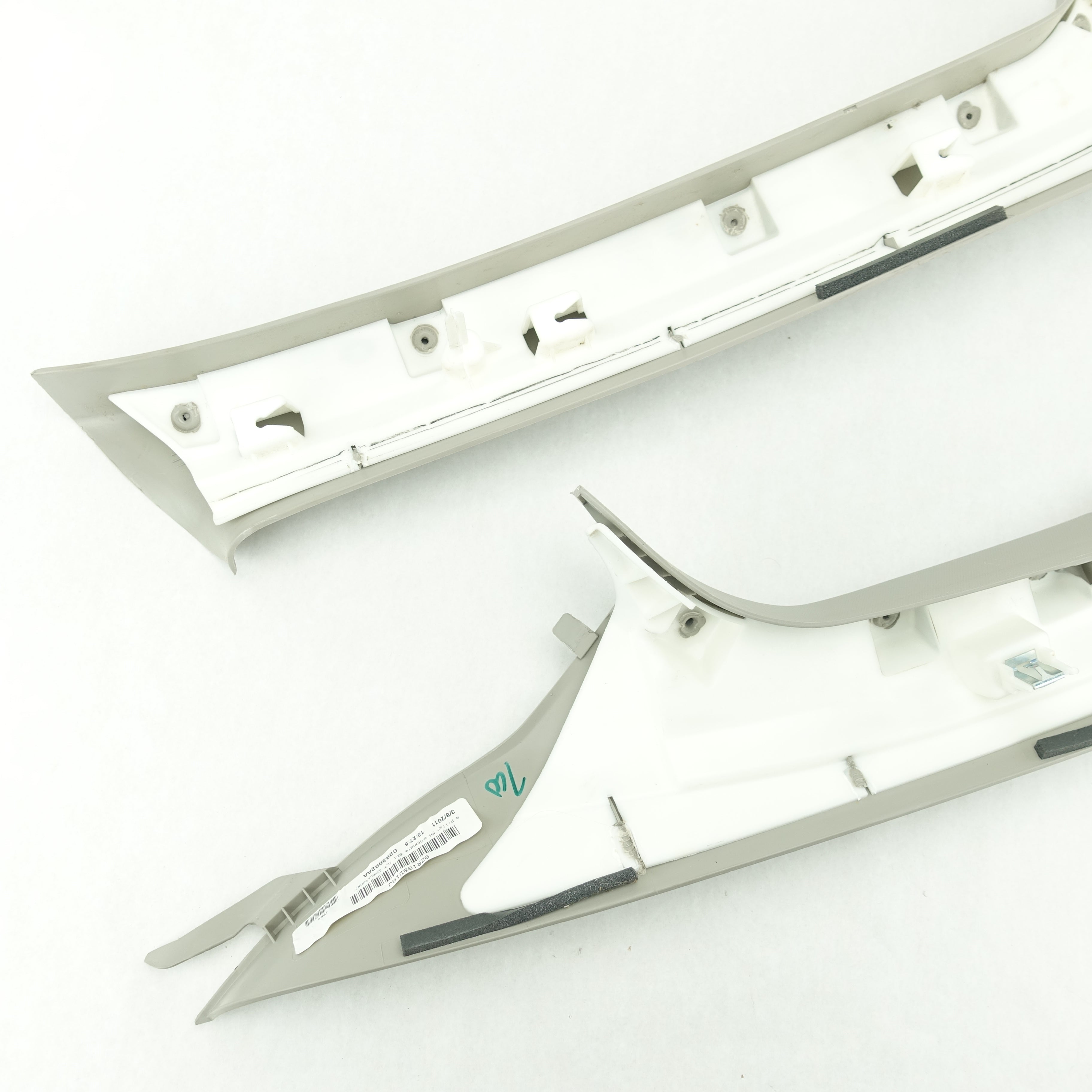 2011 2012 2013 2014 Town & Country Caravan Left Right A Pillar Trim Panel Set