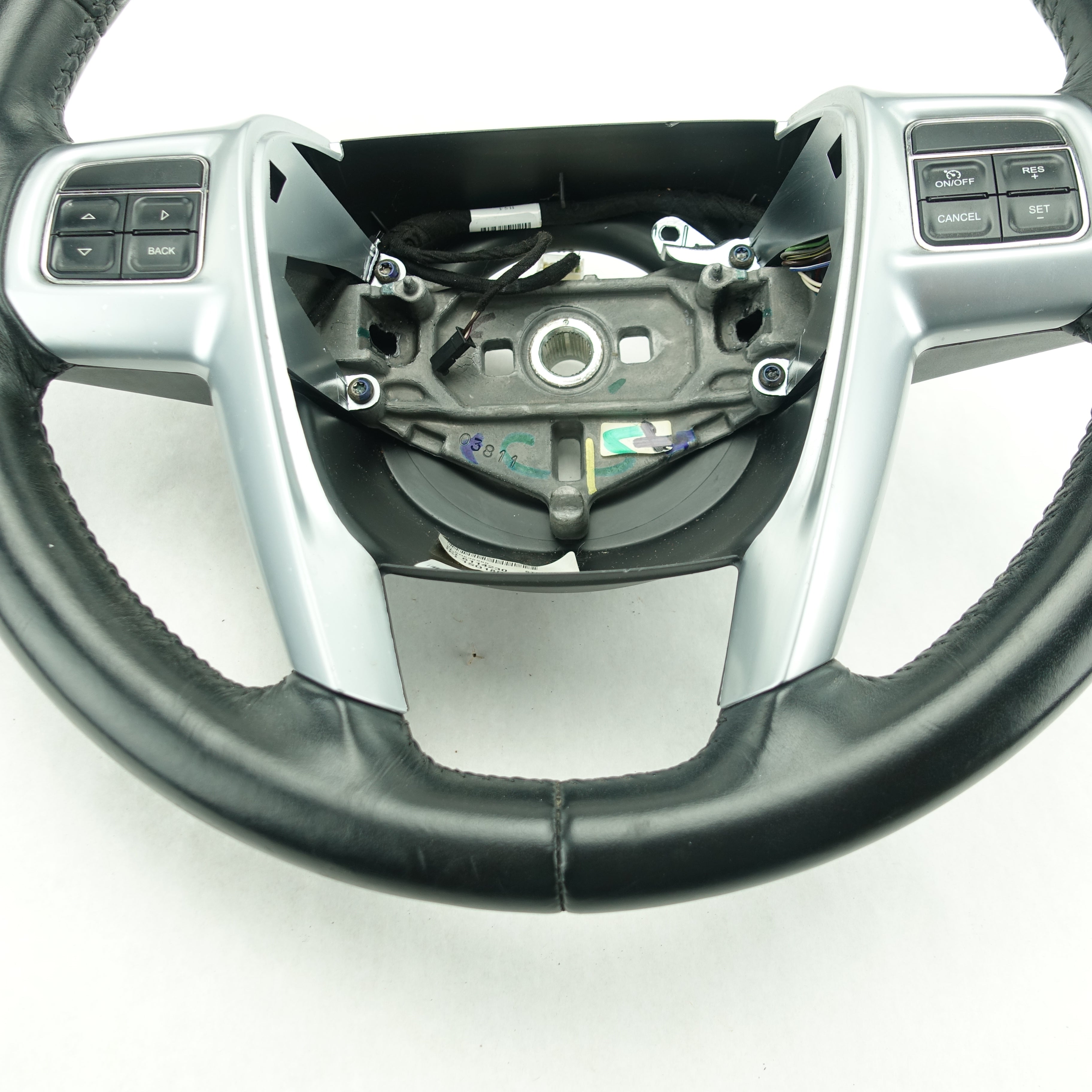 2011 2012 2013 2014 2015 Town & Country Caravan Steering Wheel Black Leather