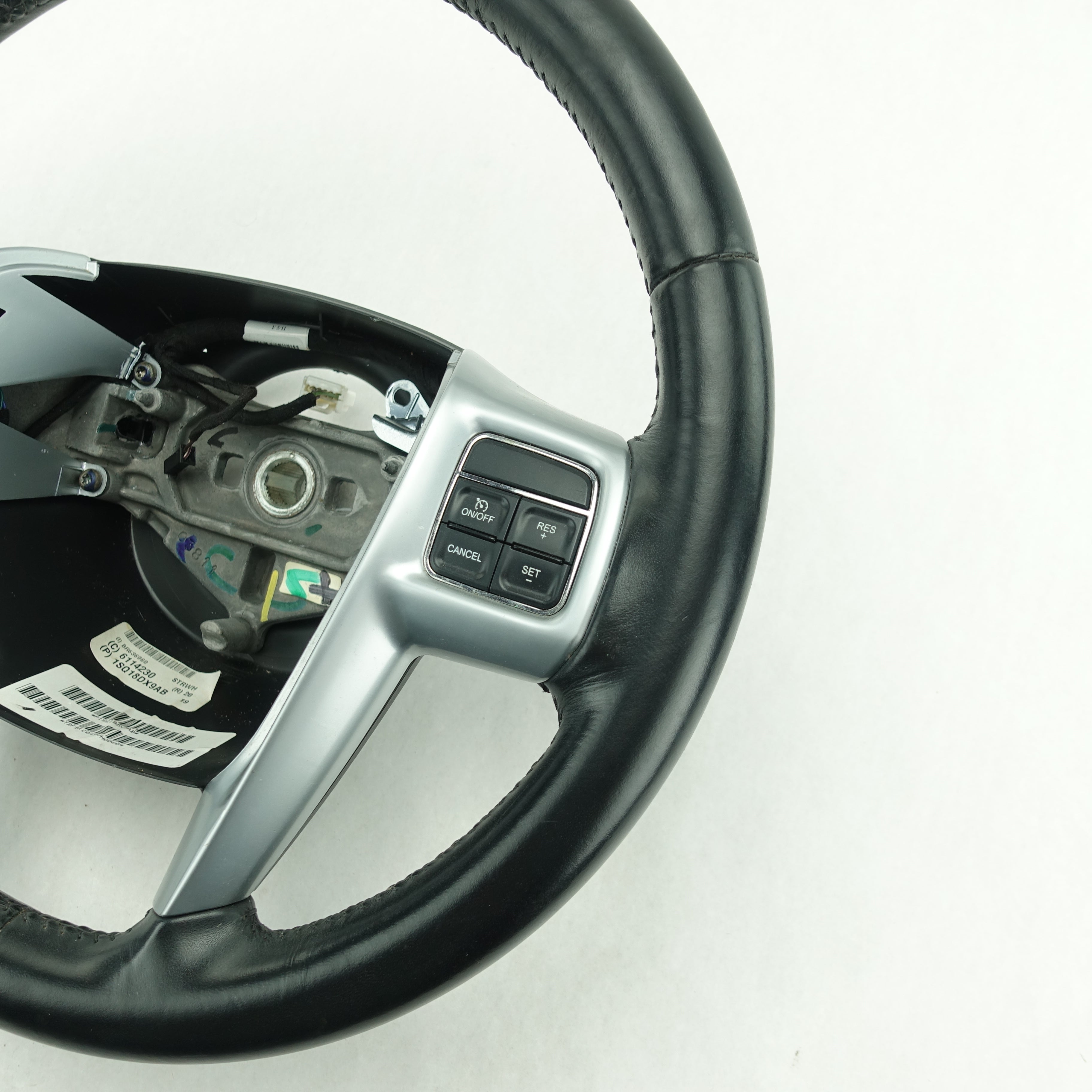 2011 2012 2013 2014 2015 Town & Country Caravan Steering Wheel Black Leather