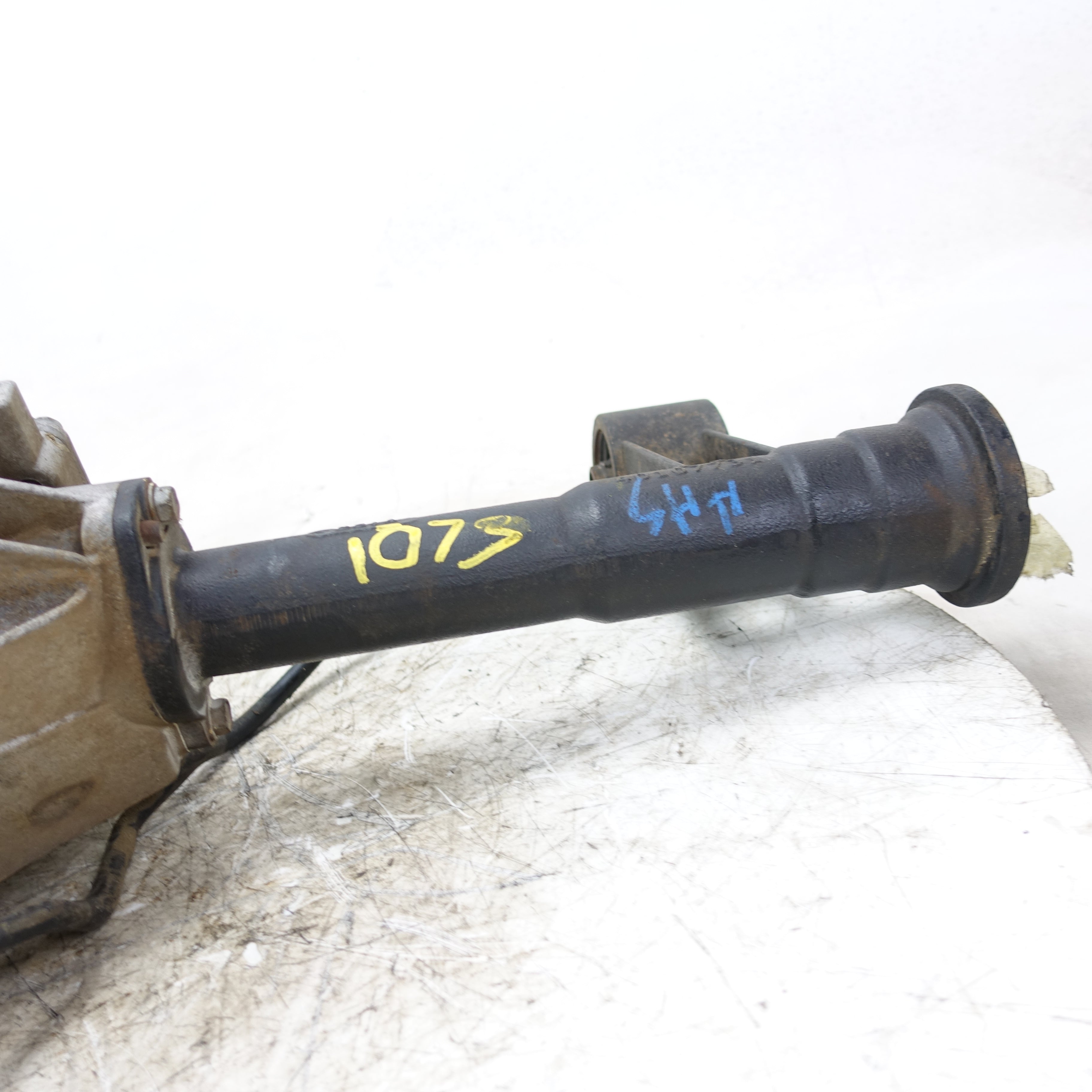 2016 2017 2018 2019 Nissan Titan XD 5.0L Diesel Front Carrier Differential