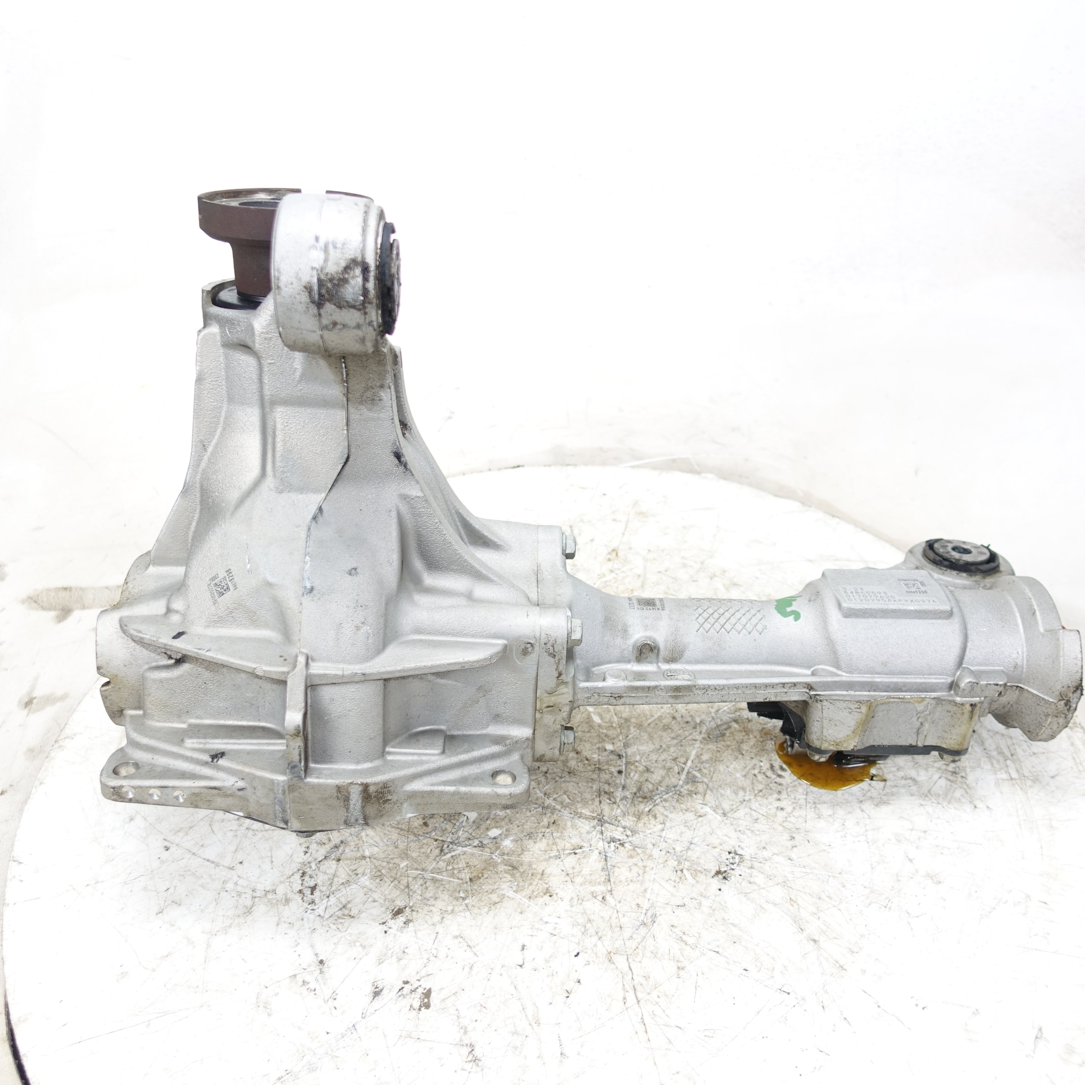 Damage 2021 Silverado Sierra 1500 Front Carrier Differential 3.23 Ratio GU5 SU5