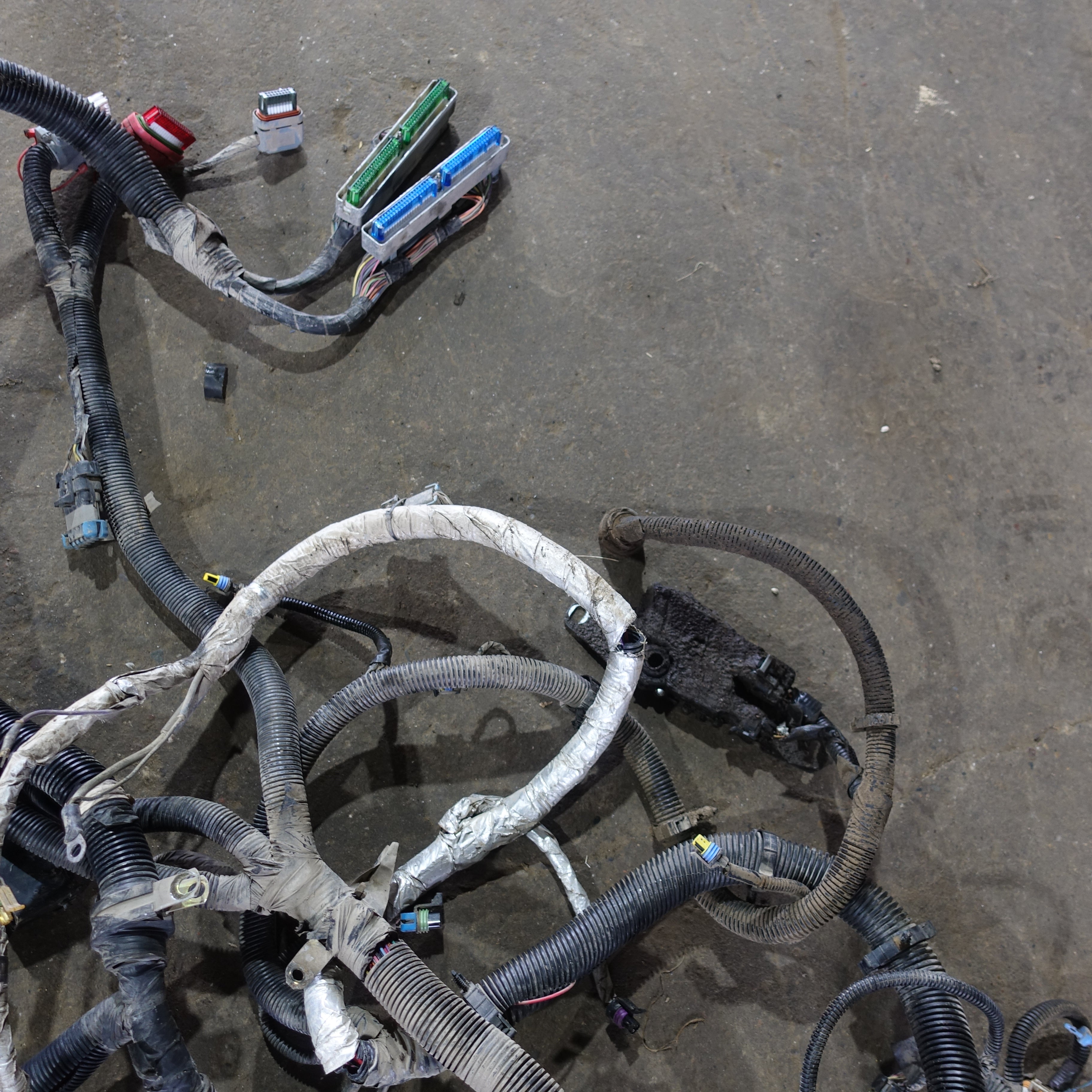 2003 GMC Chevy C4500 C5500 Topkick Kodiak 8.1L Engine Wire Harness