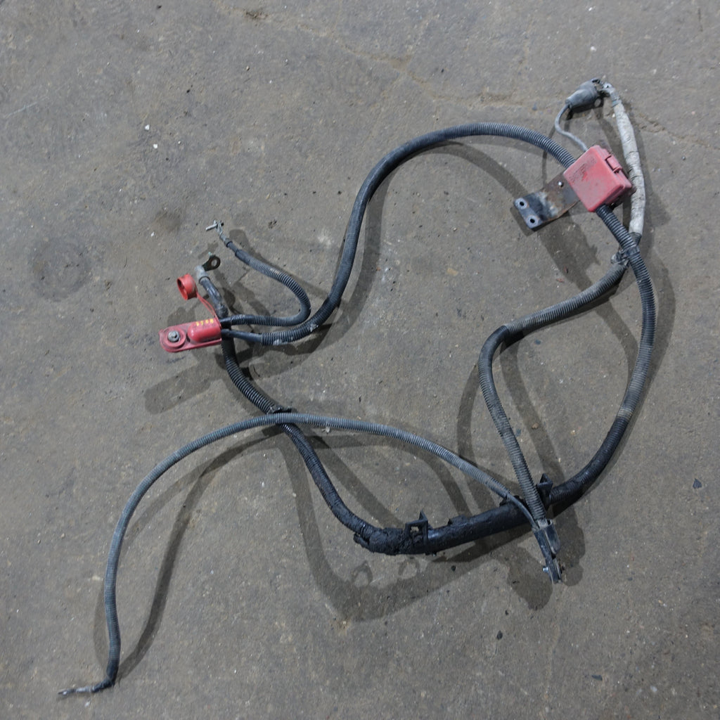 2003 2004 2005 2006 Silverado Sierra 6.0L Positive Negative Battery Cable Set