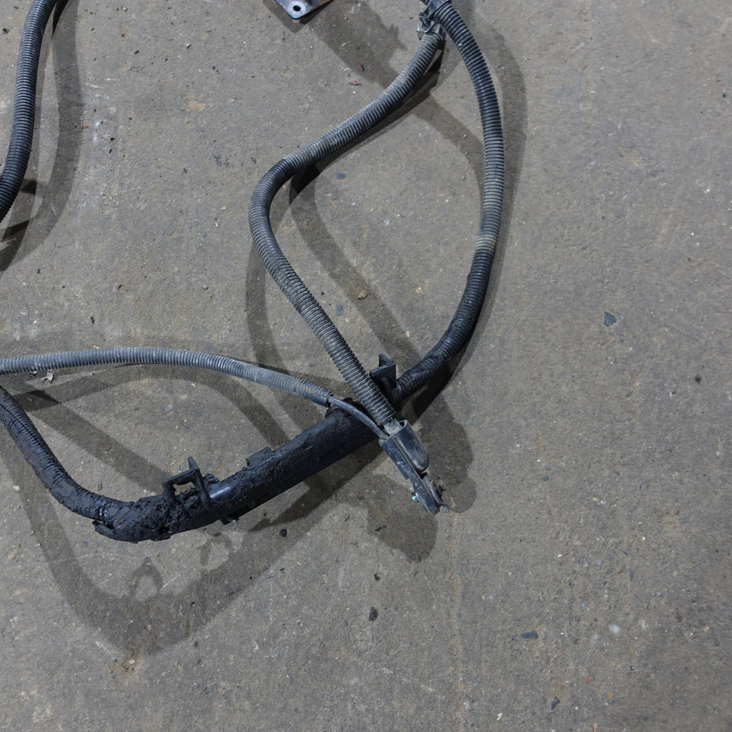 2003 2004 2005 2006 Silverado Sierra 6.0L Positive Negative Battery Cable Set
