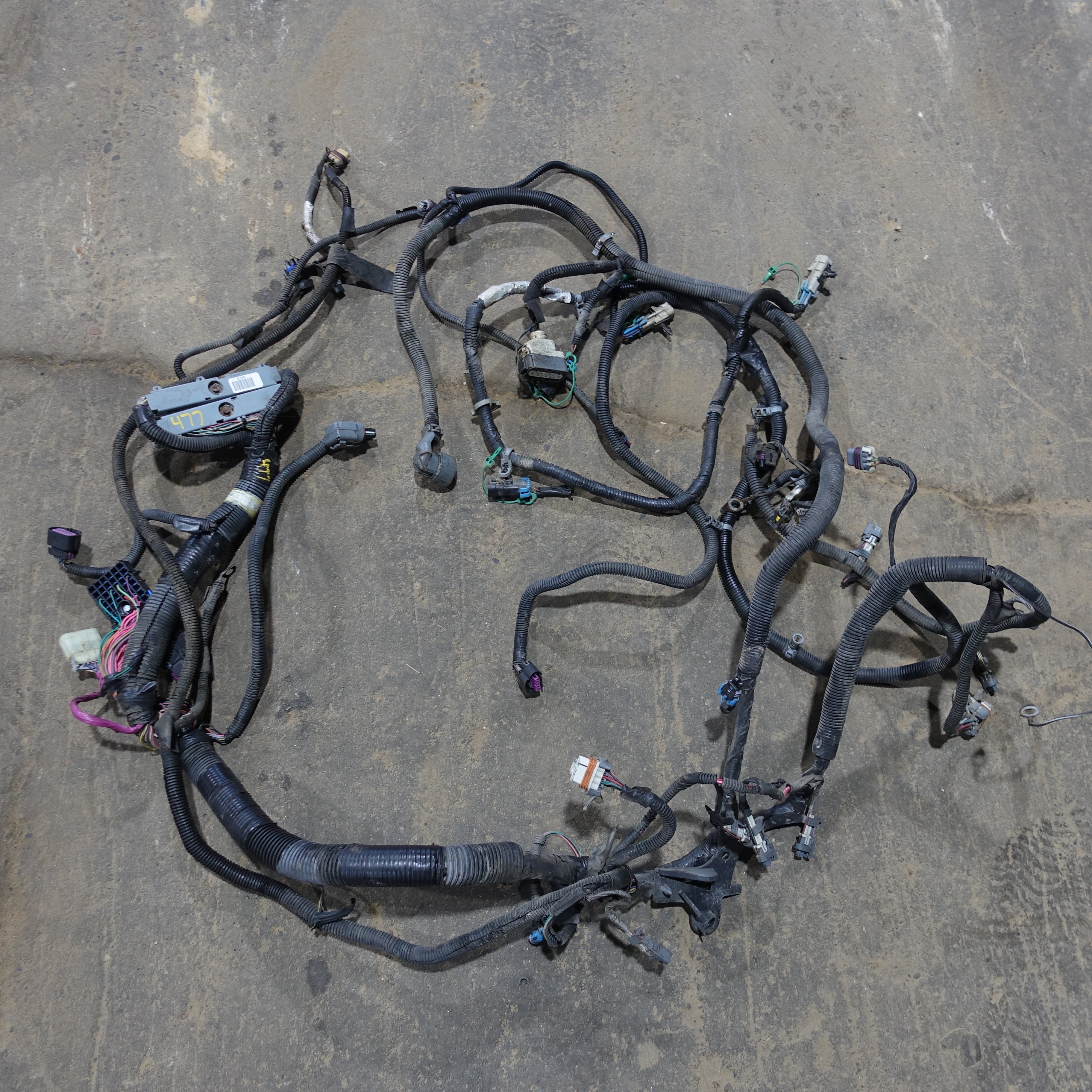 2005 Yukon XL 1500 6.0L Engine Wire Harness Loom
