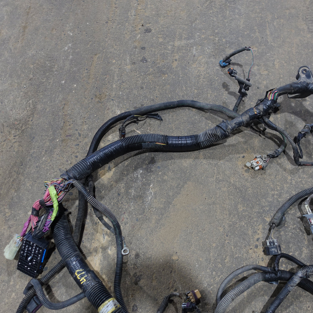 2005 Yukon XL 1500 6.0L Engine Wire Harness Loom