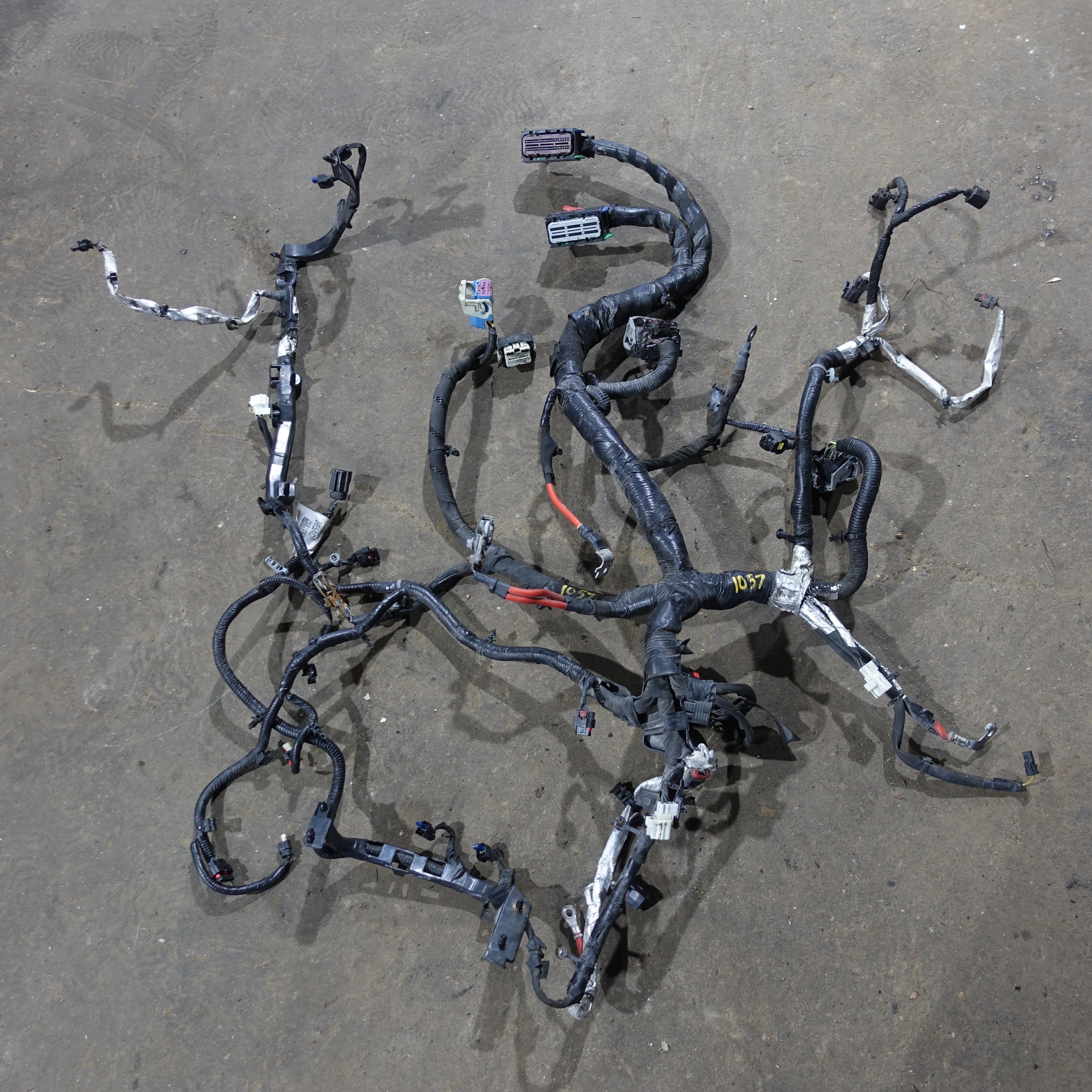 2014 Town & Country Caravan 3.6L Engine Wire Harness Loom Battery Cables