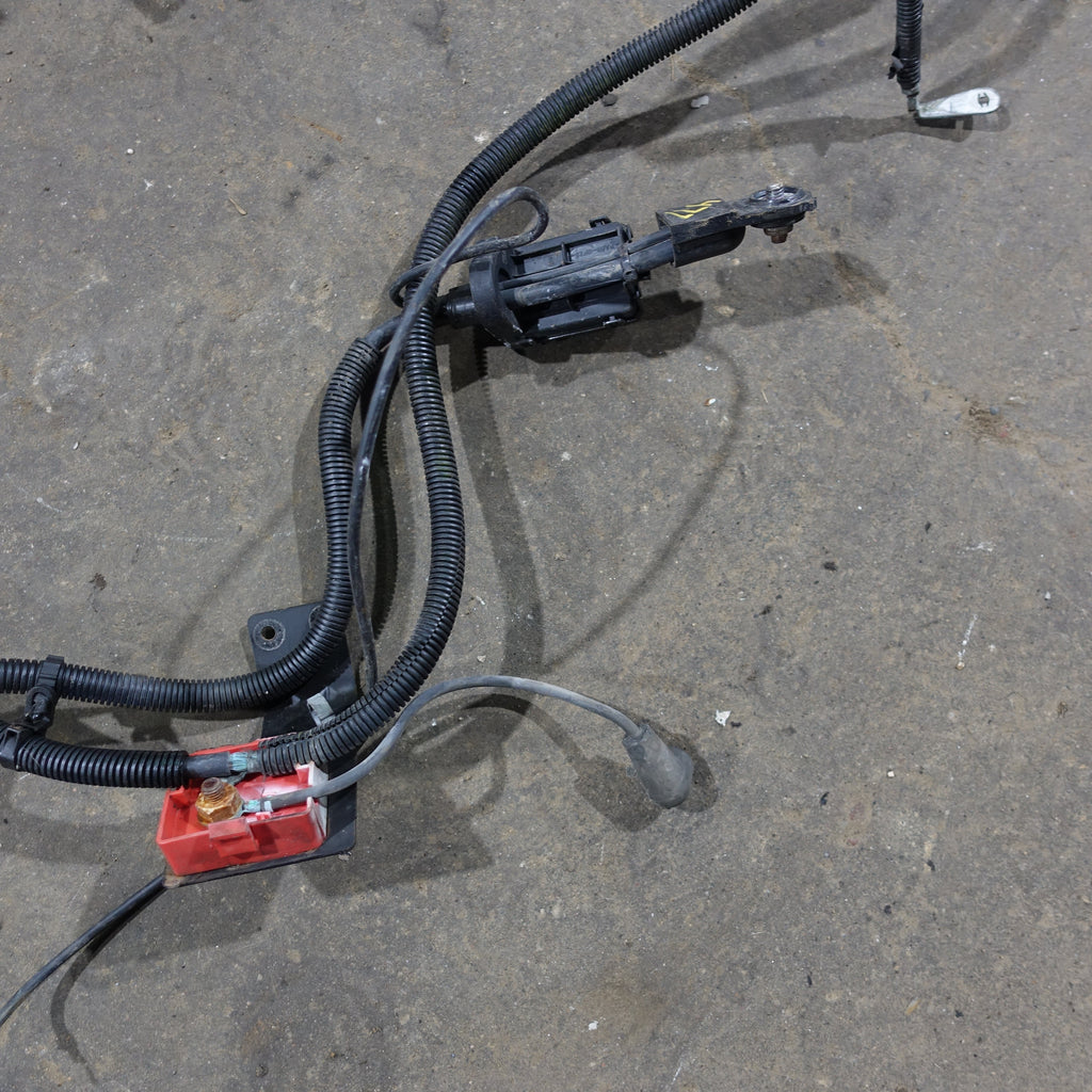 2003 2004 2005 2006 GMC Yukon 6.0L Positive Negative Battery Cable Wire