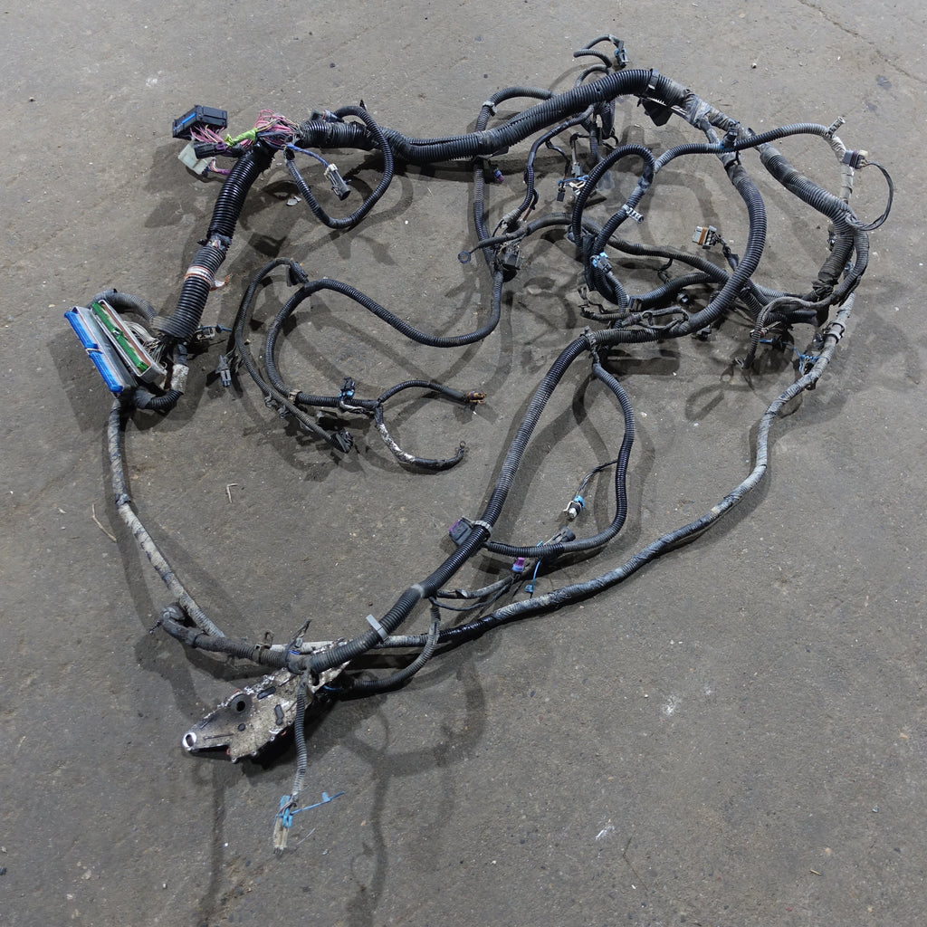 Damage 2003 Silverado Sierra 1500 HD 6.0L Engine Wire Harness Loom