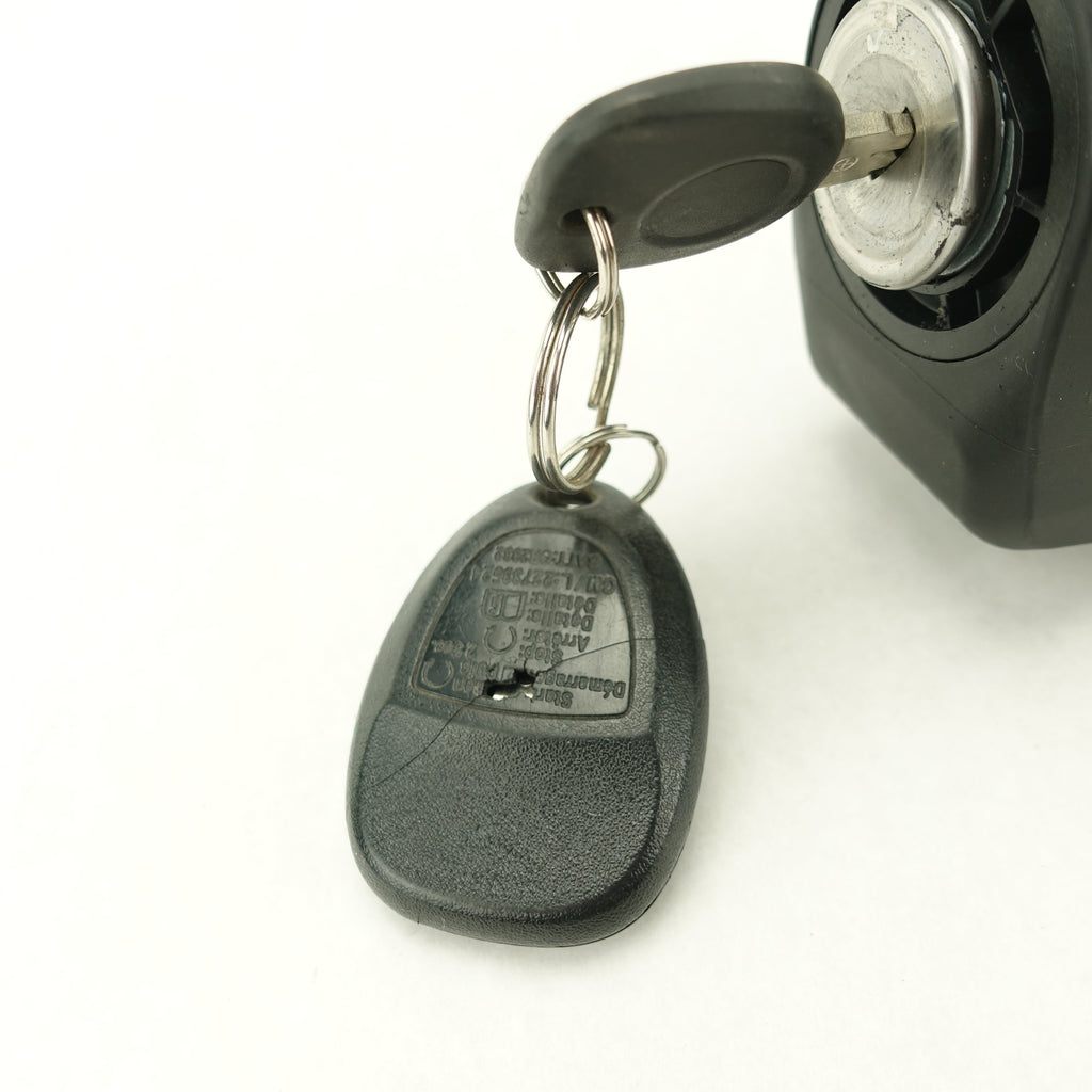 2005 2006 2007 2008 2009 2010 Chevy Cobalt Ignition Switch With Key