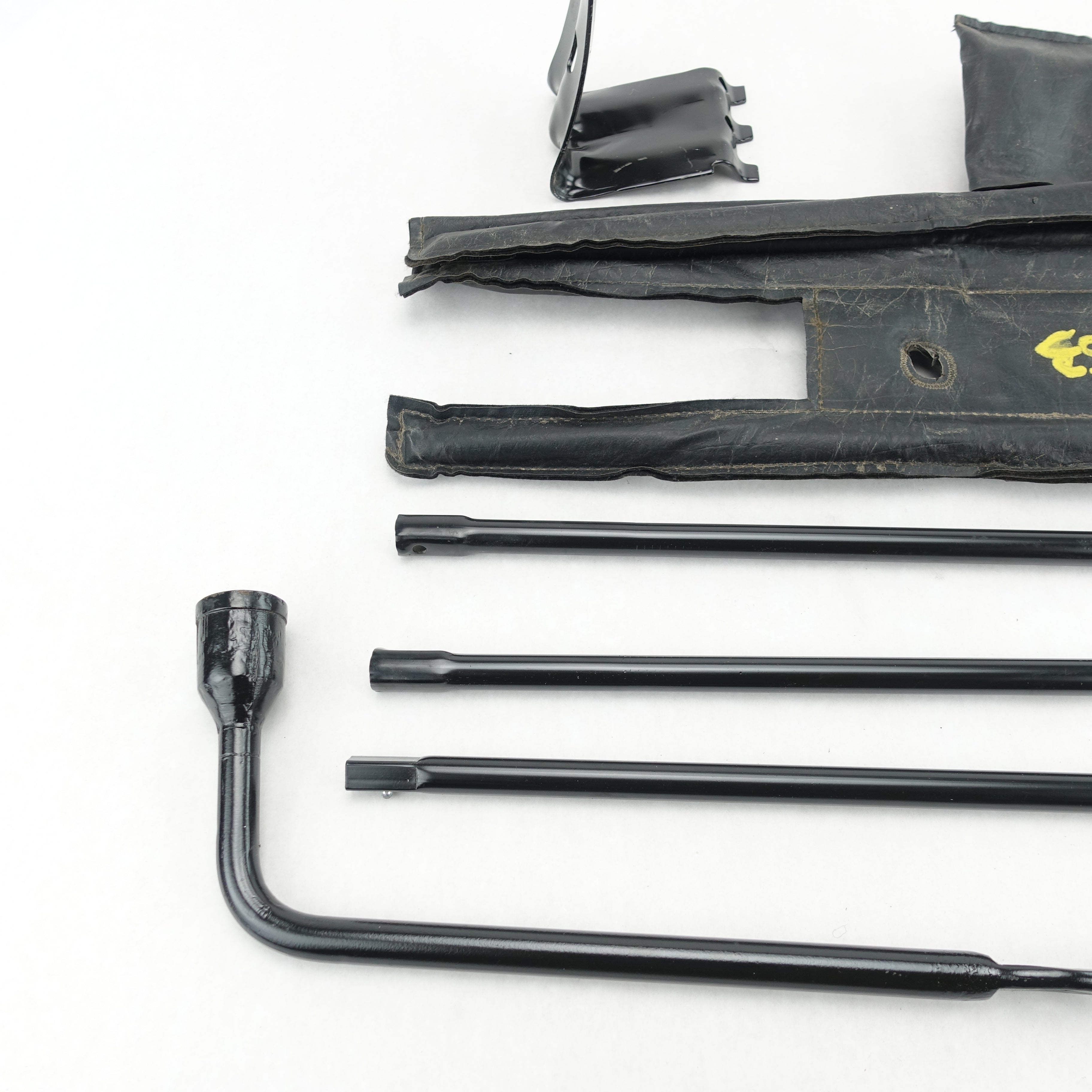 2011 2012 2013 2014 2015 2016 Ford F250 F350 Spare Emergency Tool Kit Lug Wrench