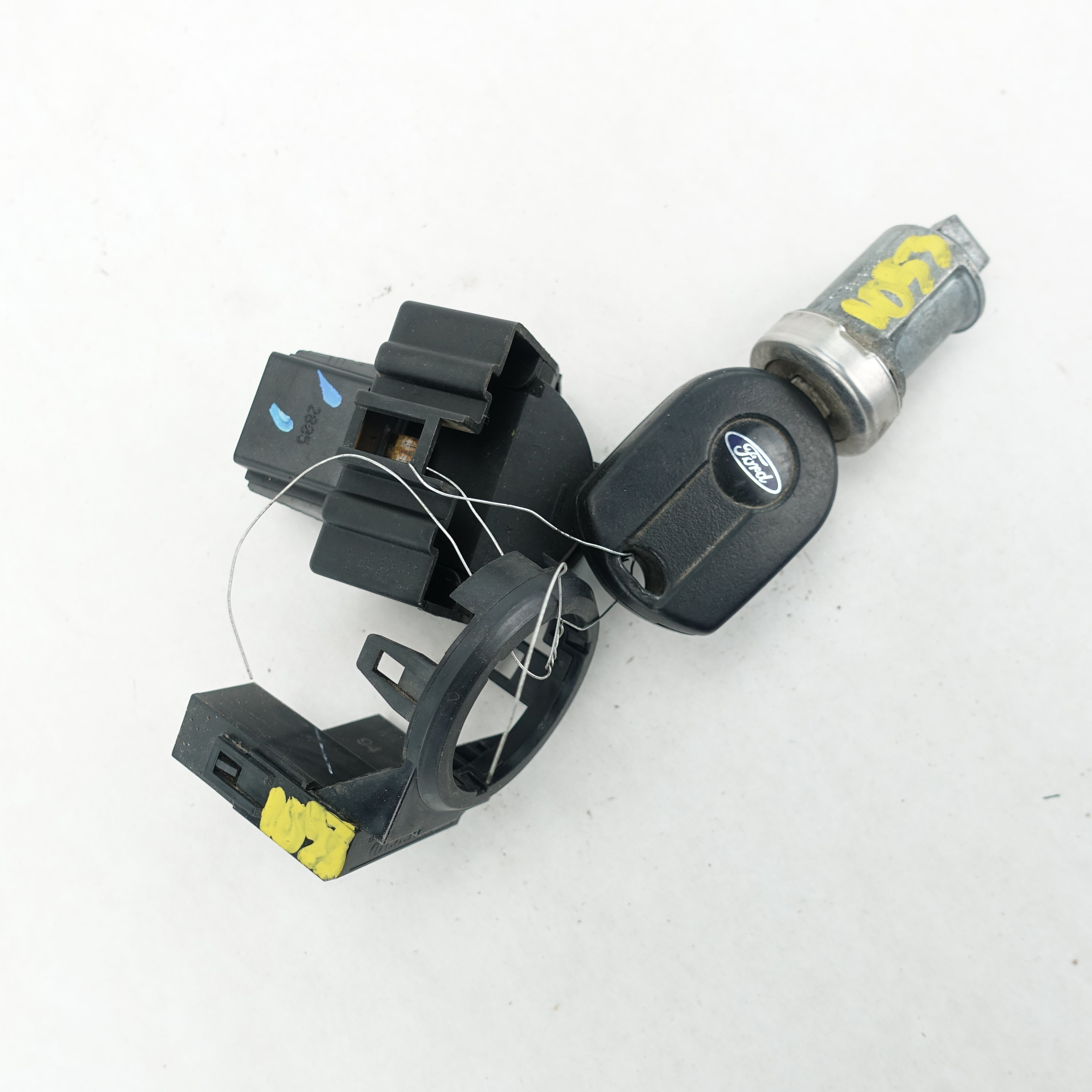 2011 2012 2013 2014 Ford F250 F350 Key Lock Cylinder Anti-Theft Immobilizer Key