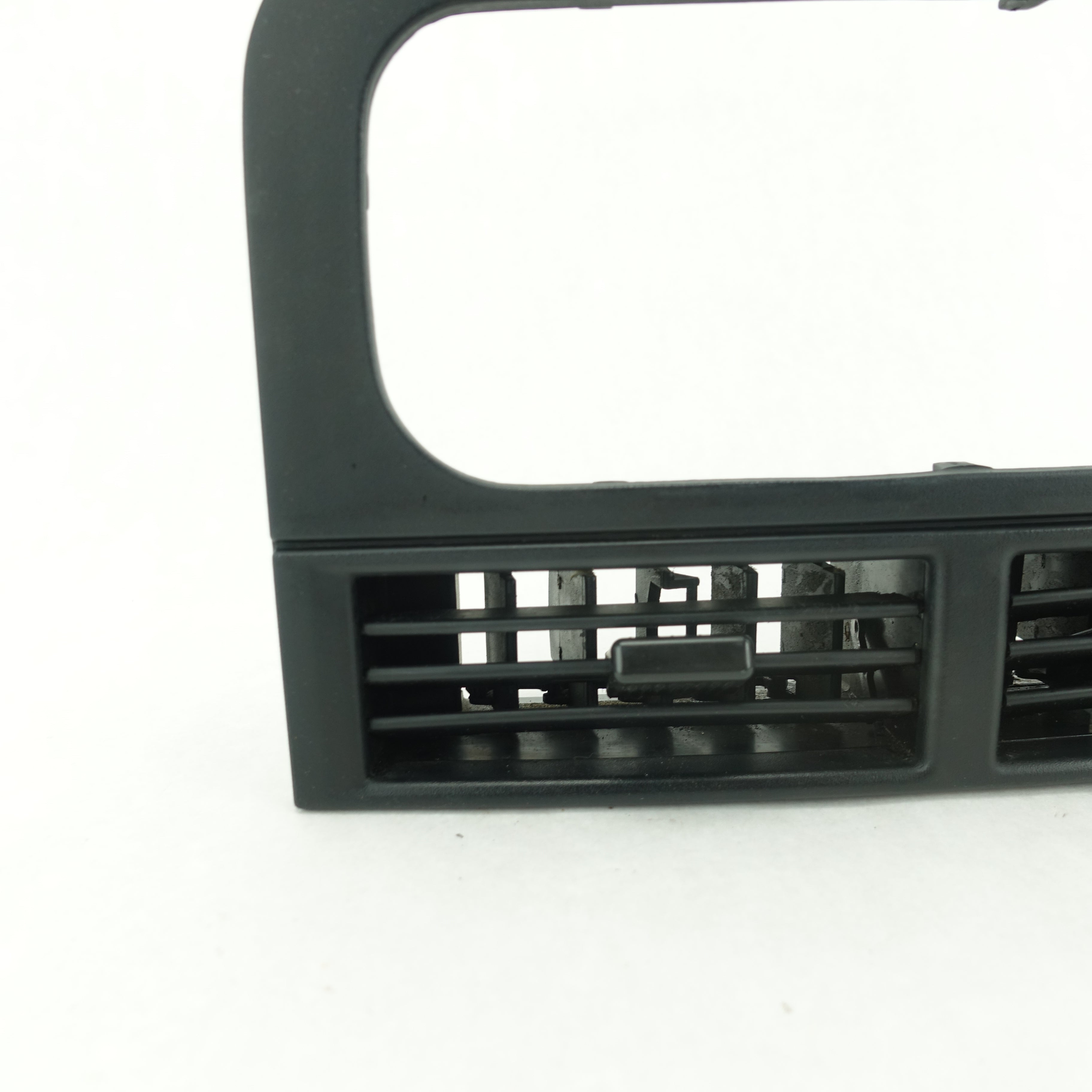1999 2000 2001 2002 2003 2004 Jeep Grand Cherokee Center Dash Vent Black
