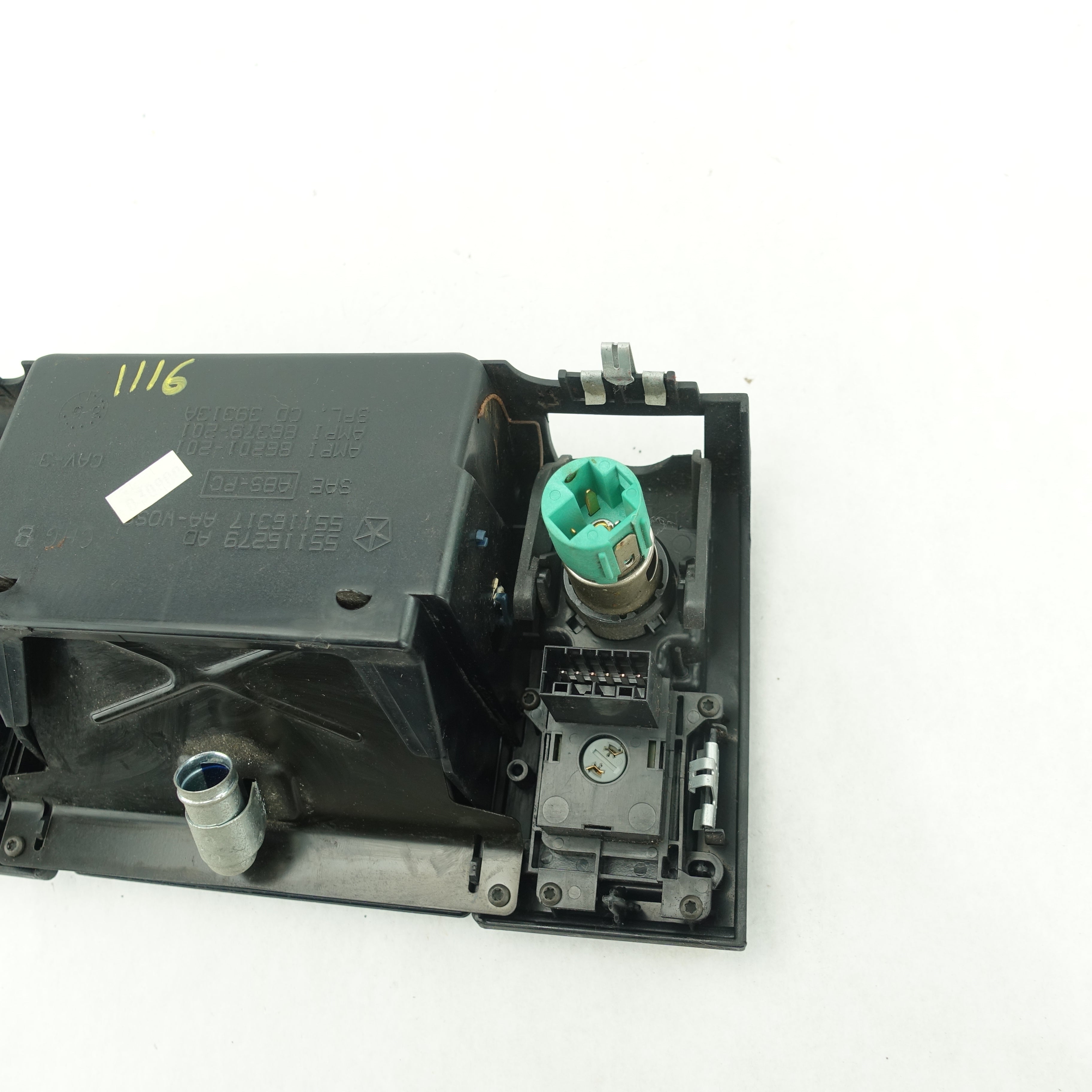 1999 2000 2001 2002 2003 04 Jeep Grand Cherokee Center Dash Ash Tray Power Port