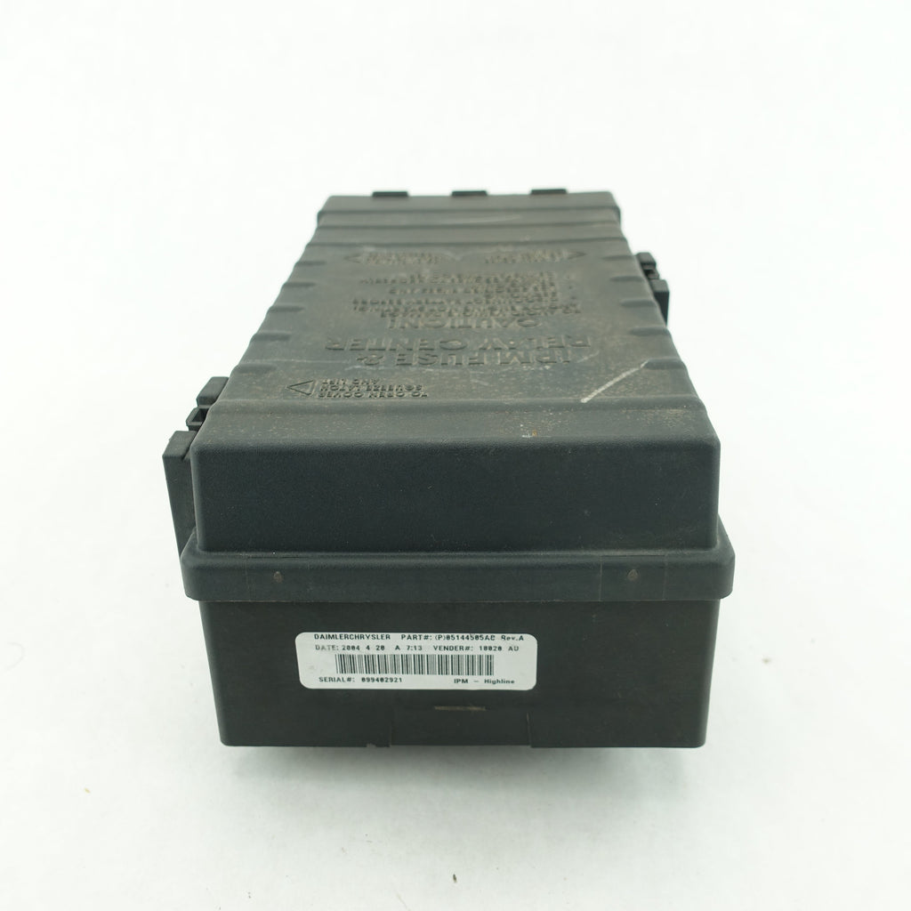 2003 2004 2005 Town & Country Caravan Engine Fuse Box Computer Module TIPM