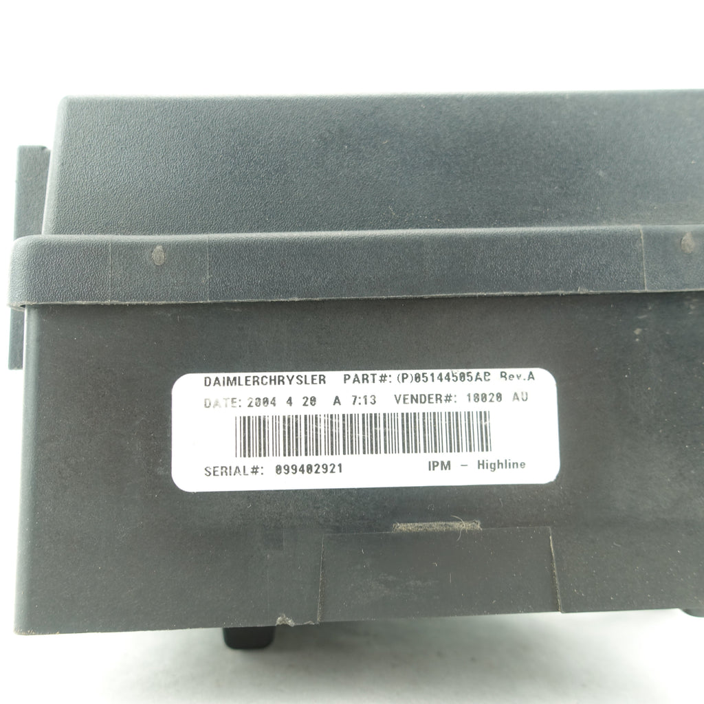 2003 2004 2005 Town & Country Caravan Engine Fuse Box Computer Module TIPM