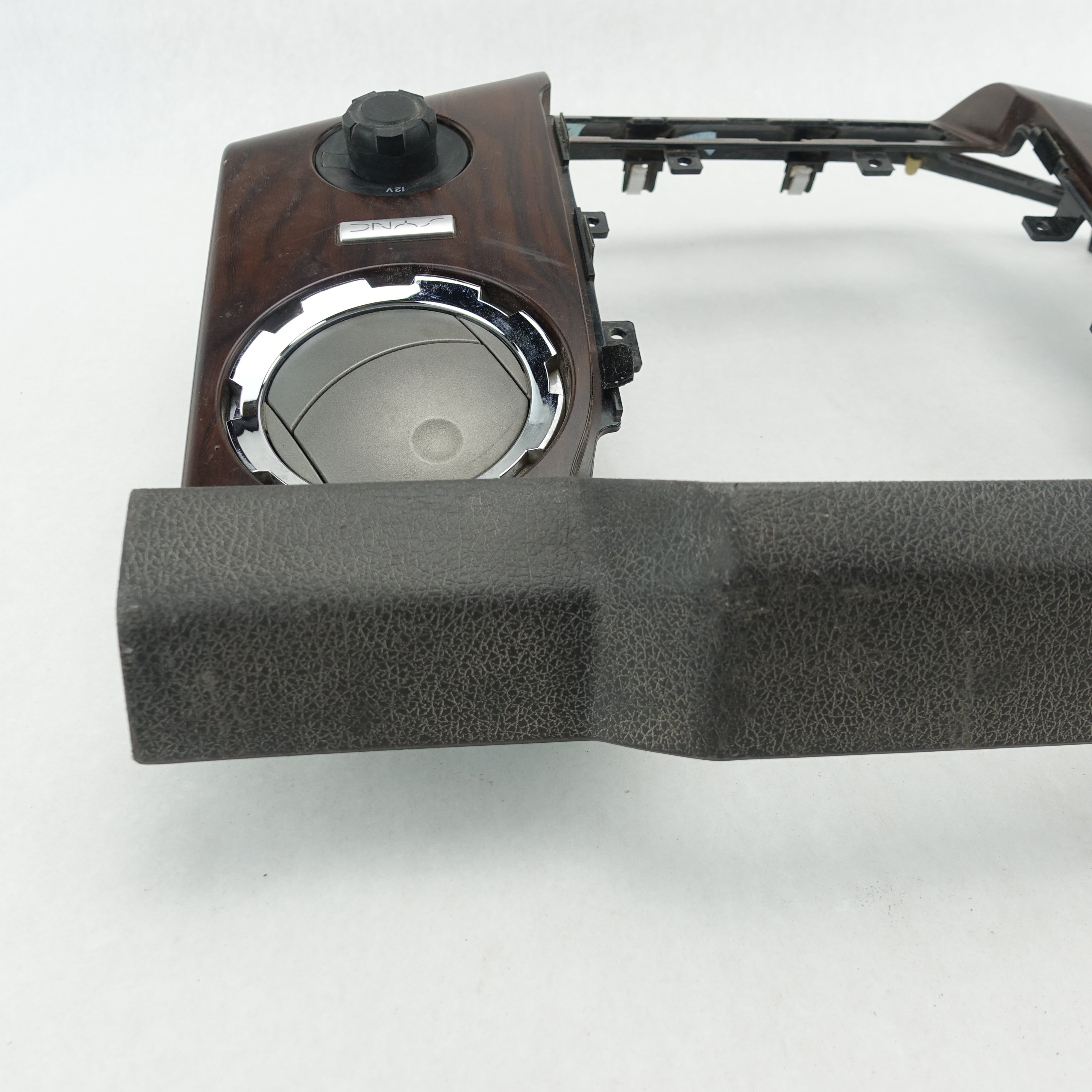 2013 2014 2015 2016 Ford F250 F350 Radio Bezel Trim Center Dash Vent