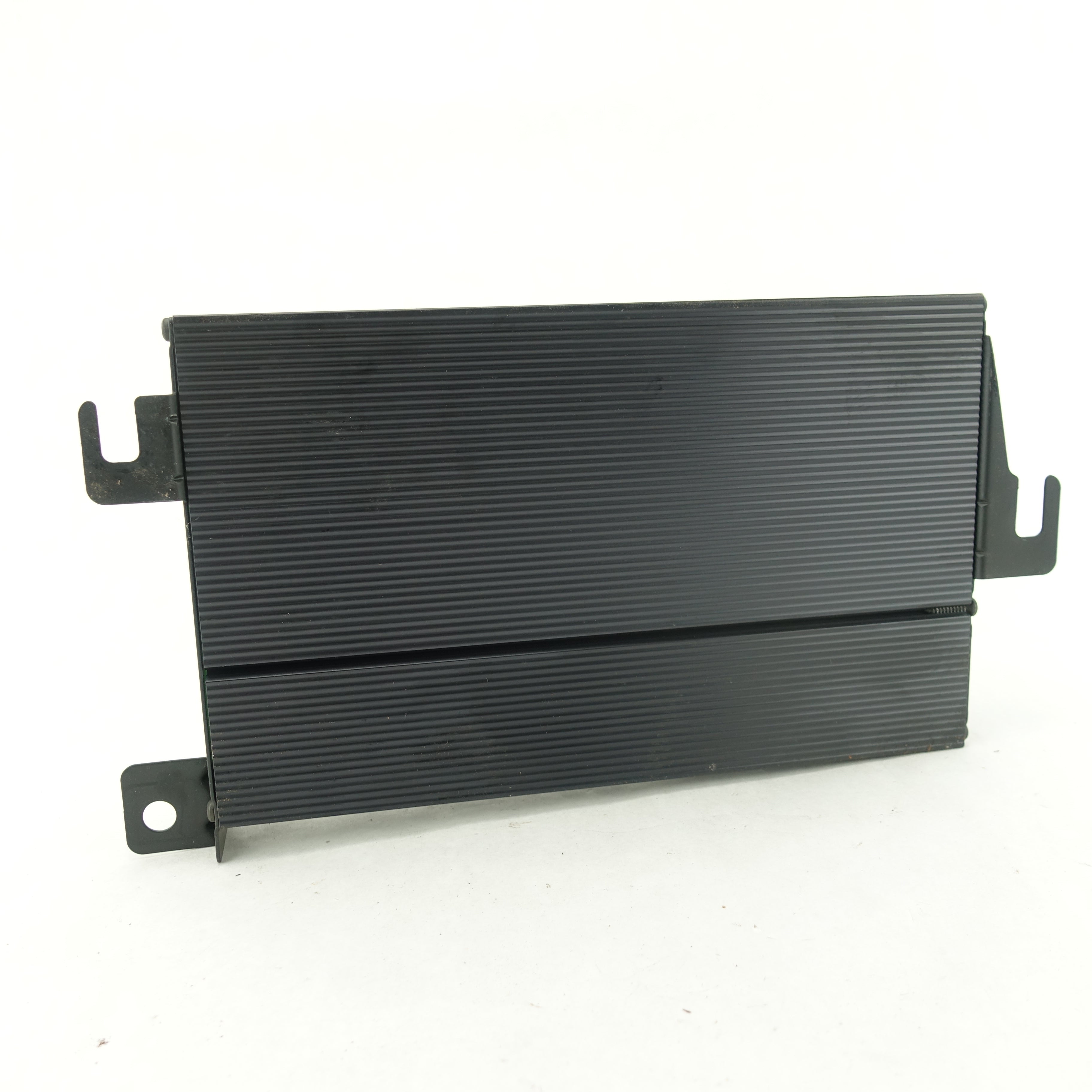 1999 2000 2001 2002 Jeep Grand Cherokee Amp Amplifier