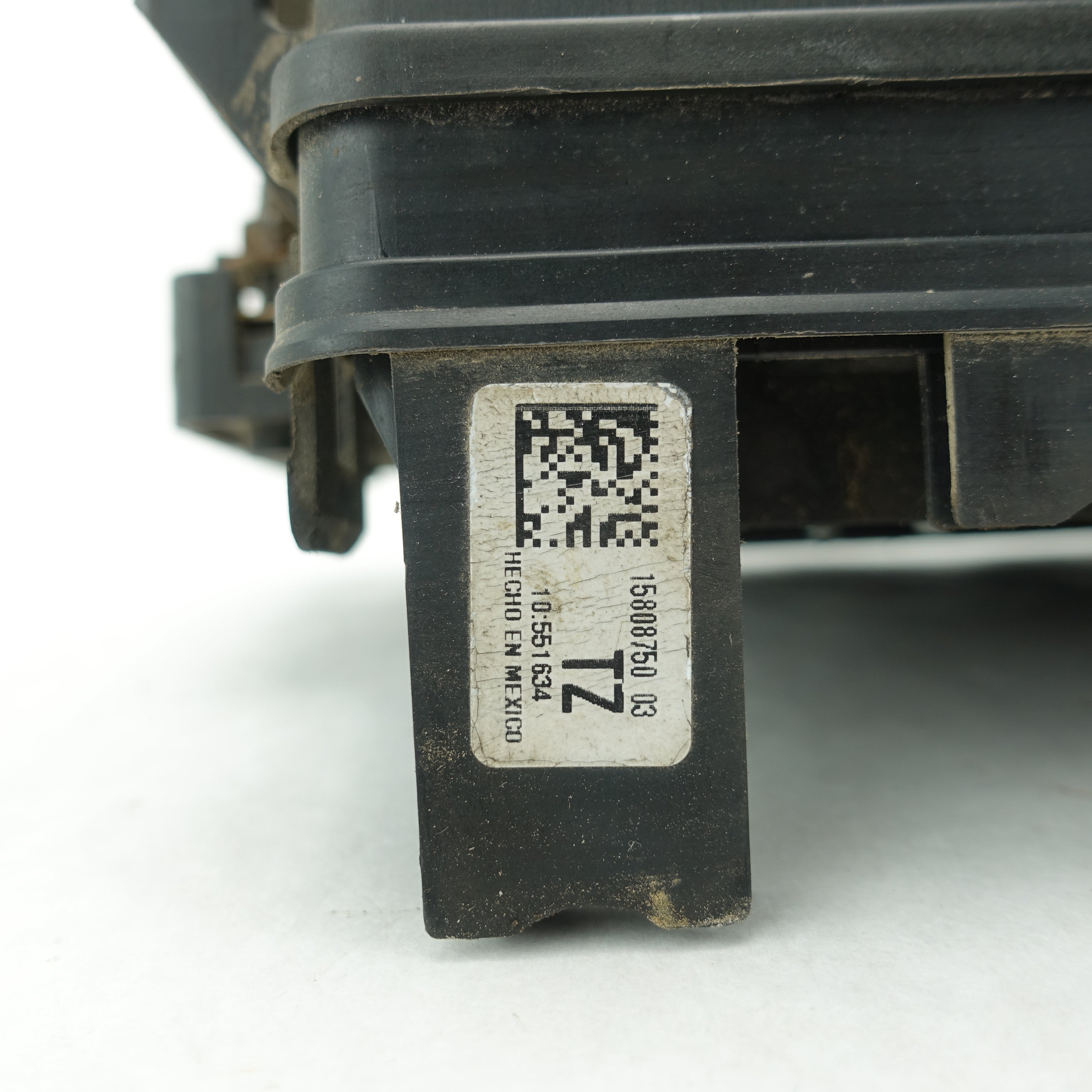 2004 2005 2006 Colorado Canyon Engine Fuse Junction Box