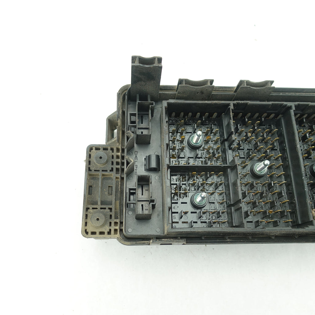 2004 2005 2006 Colorado Canyon Engine Fuse Junction Box