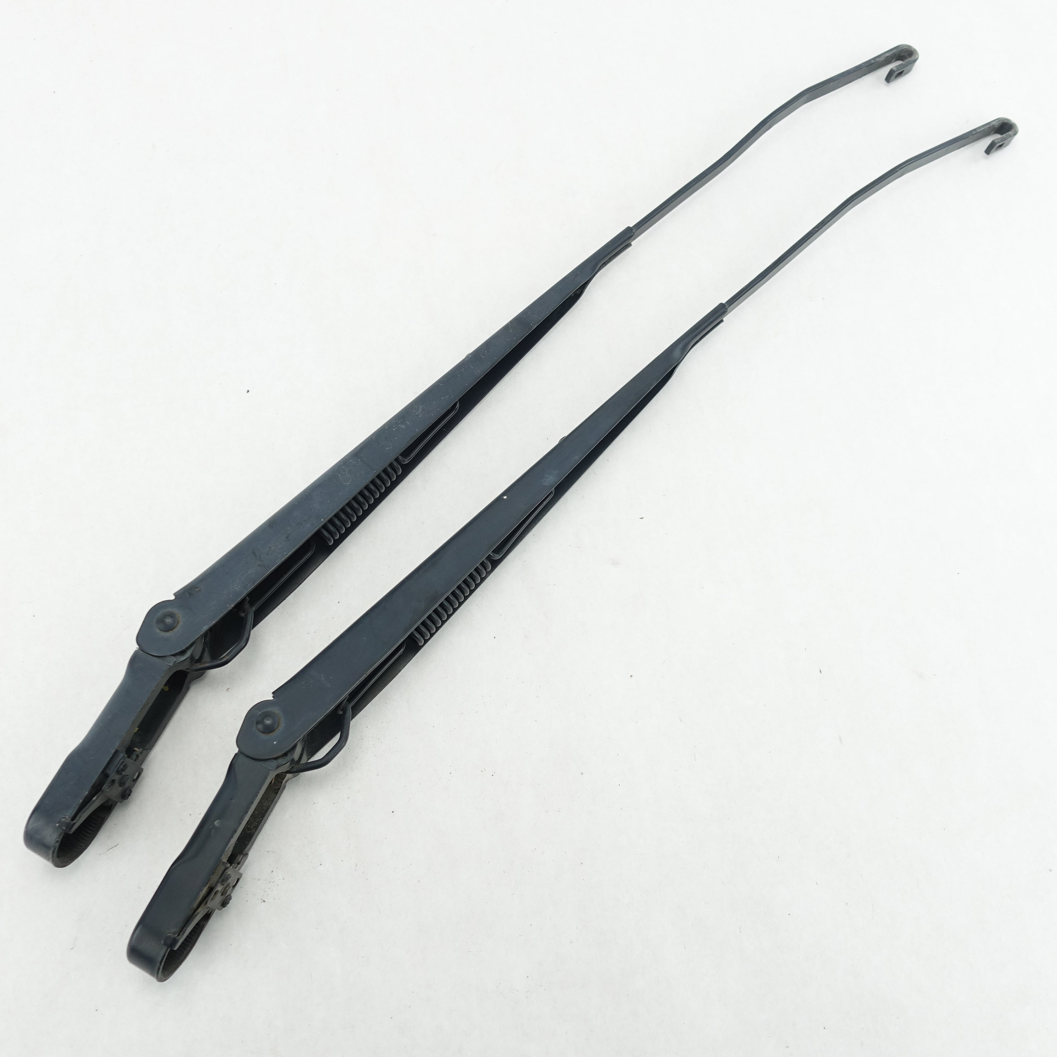 2011 2012 2013 2014 2015 Ford F250 F350 Windshield Wiper Arm Arms Left Right Set