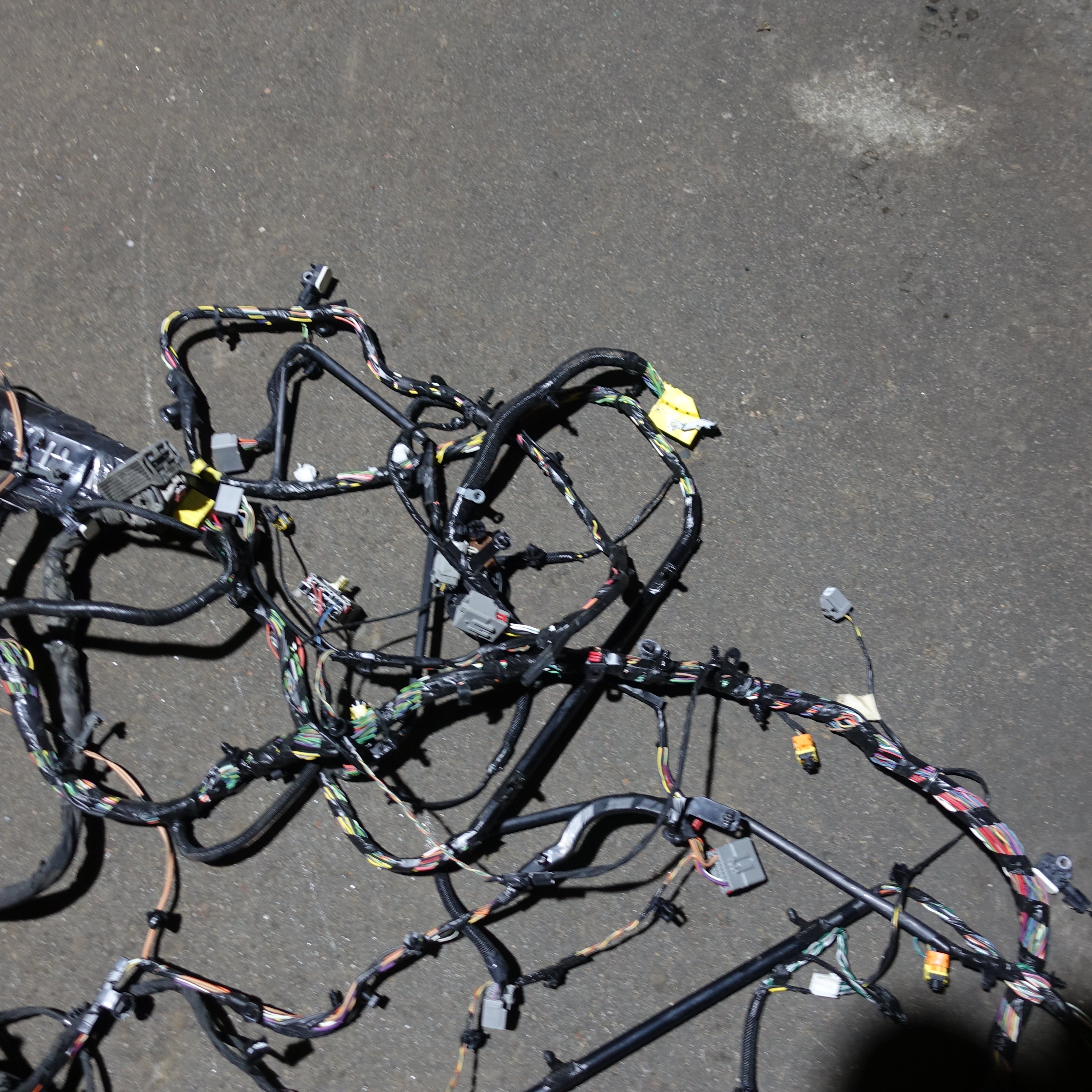 2017 Ram 1500 Crew Cab Big Horn Cab Floor Wire Harness Loom